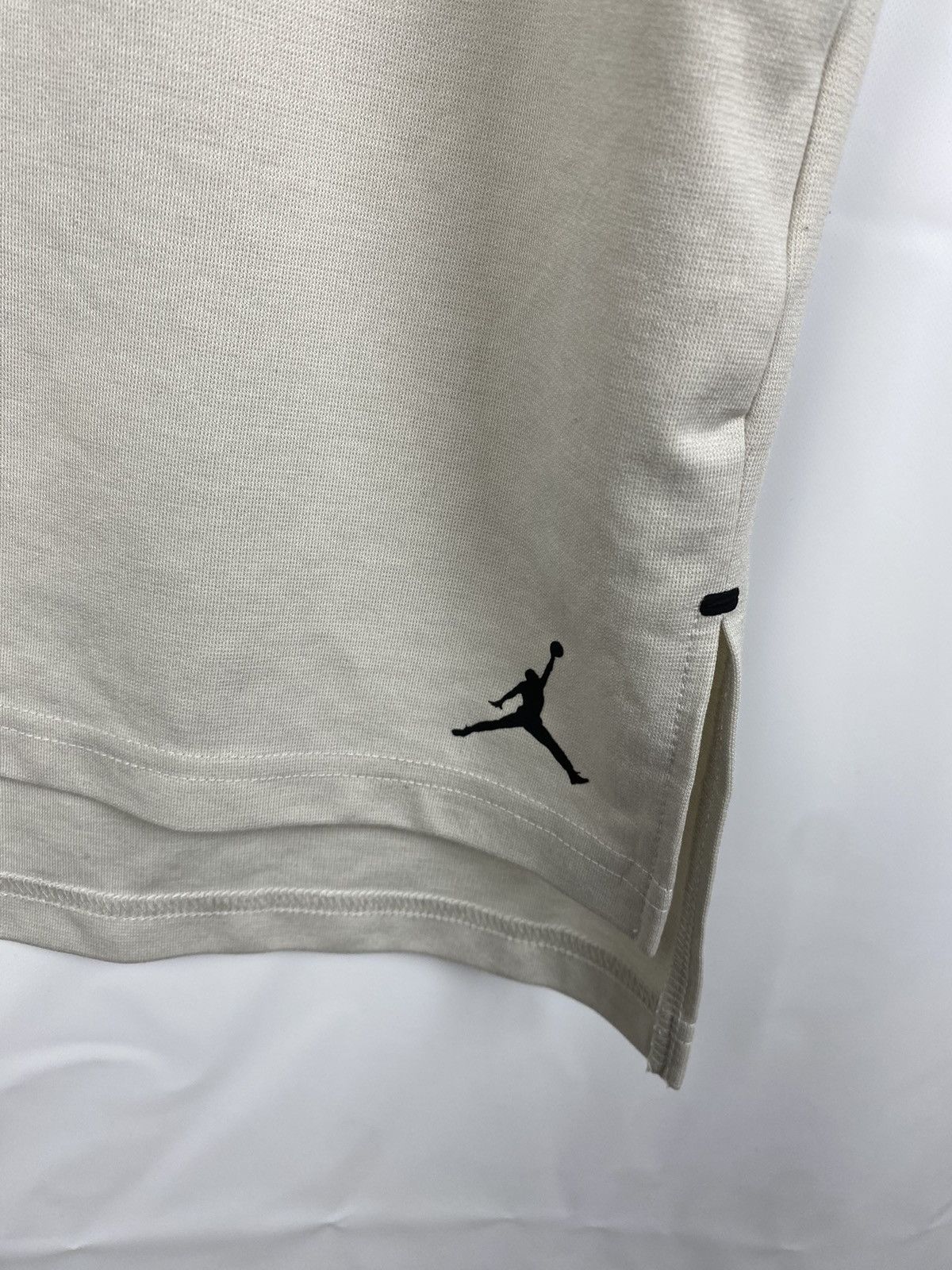 Jordan Brand Jordan 23 Lux Pocket Men Short Sleeve T-Shirt Light Bone S Size US S / EU 44-46 / 1 - 6 Thumbnail