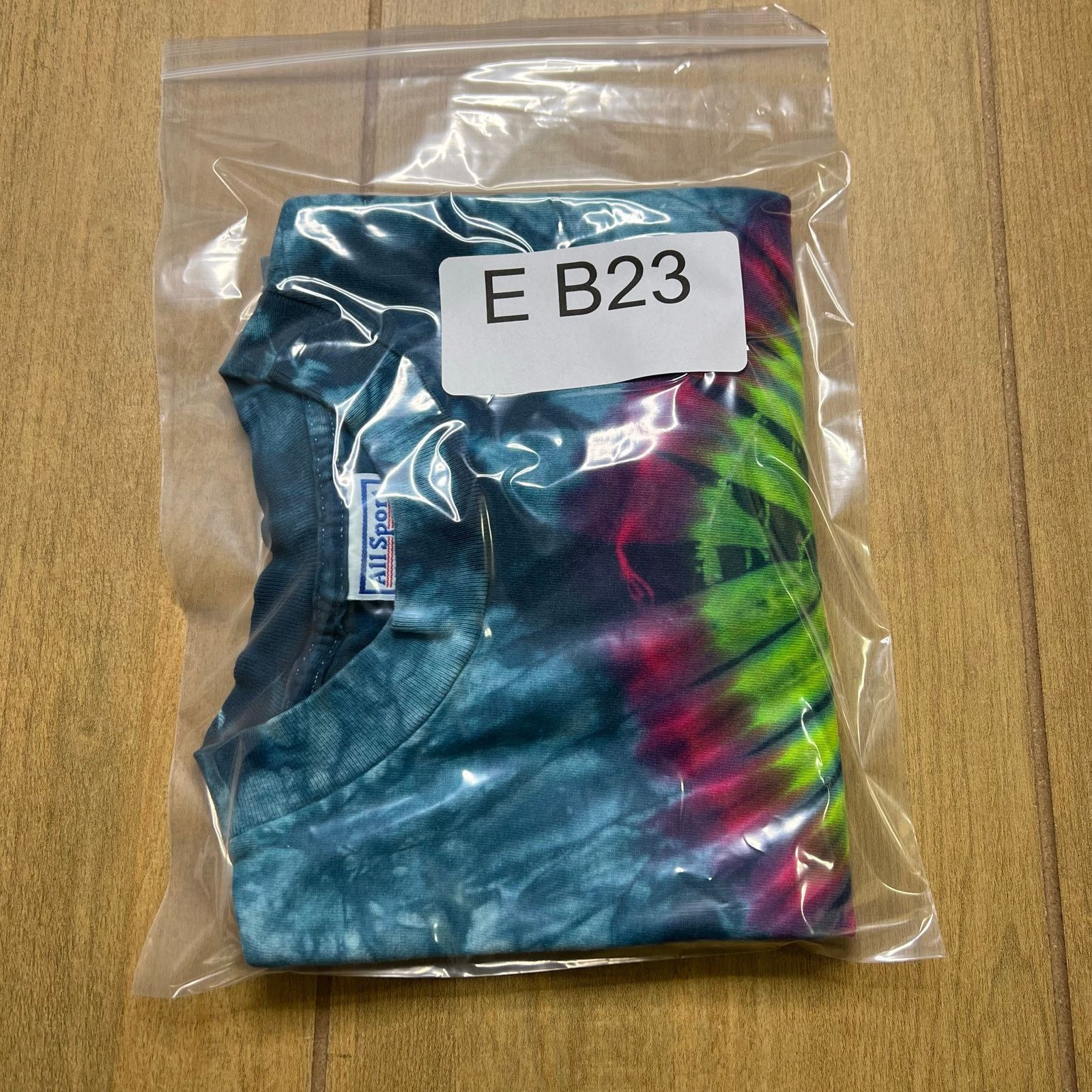 All Sport Vintage 90s Sz L blue diamond pleated tie-dye T-shirt Y2K Size US L / EU 52-54 / 3 - 9 Thumbnail