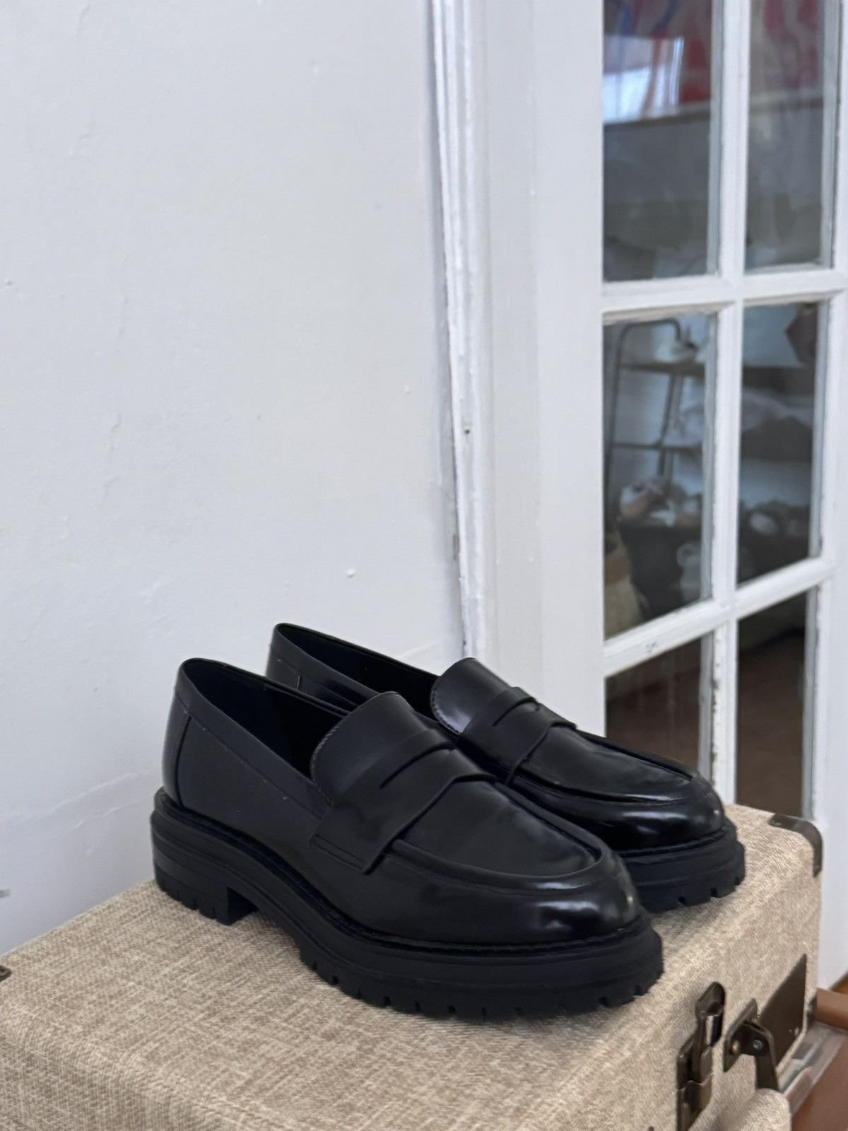 Calvin Klein Grant Lug Sole Penny Loafers Size US 6.5 / IT 36.5 - 3 Thumbnail