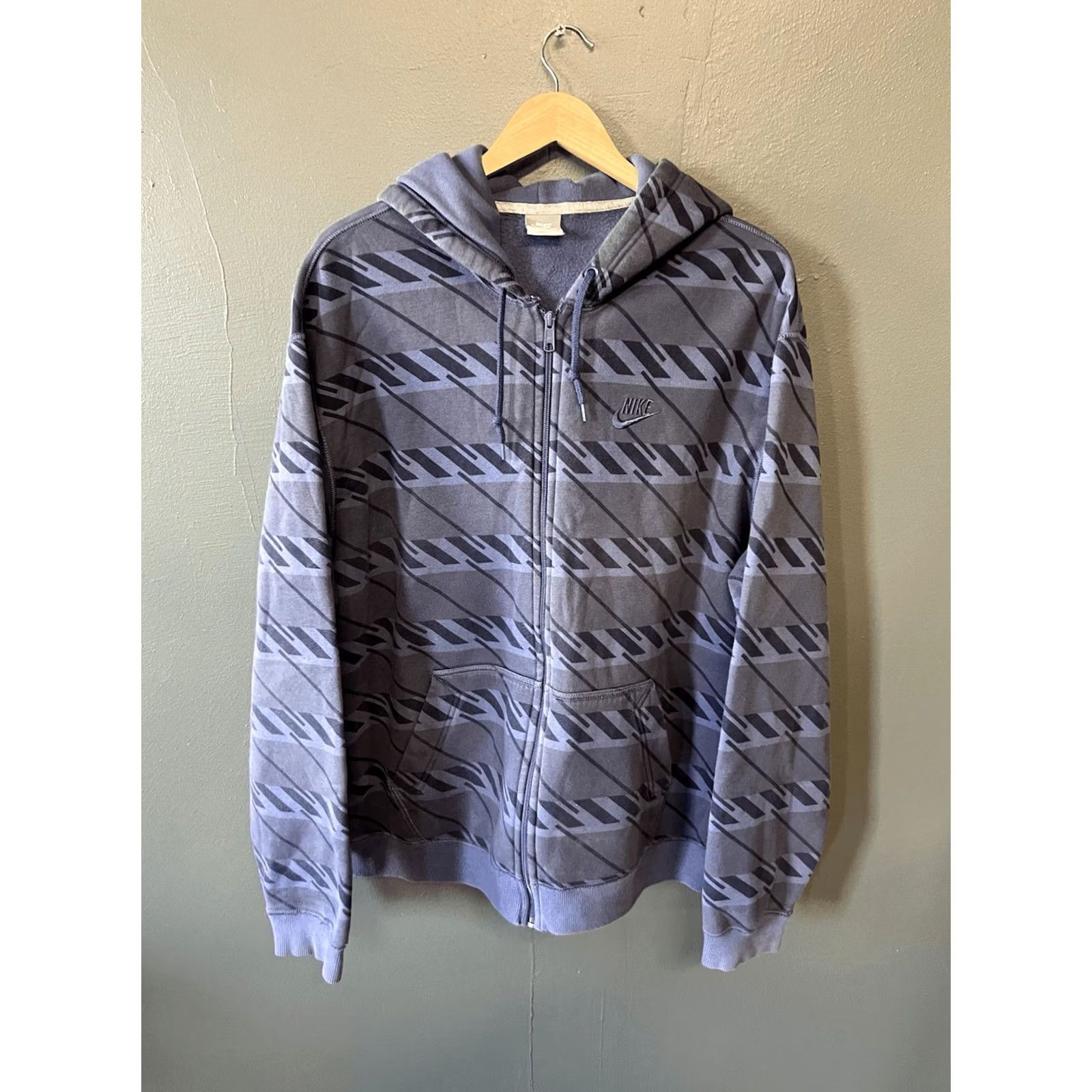 Nike Y2K Nike Mens Blue Striped Full Zip Hooded Sweatshirt 2XL Shirt Tailored for Men Size US XXL / EU 58 / 5 - 2 Thumbnail