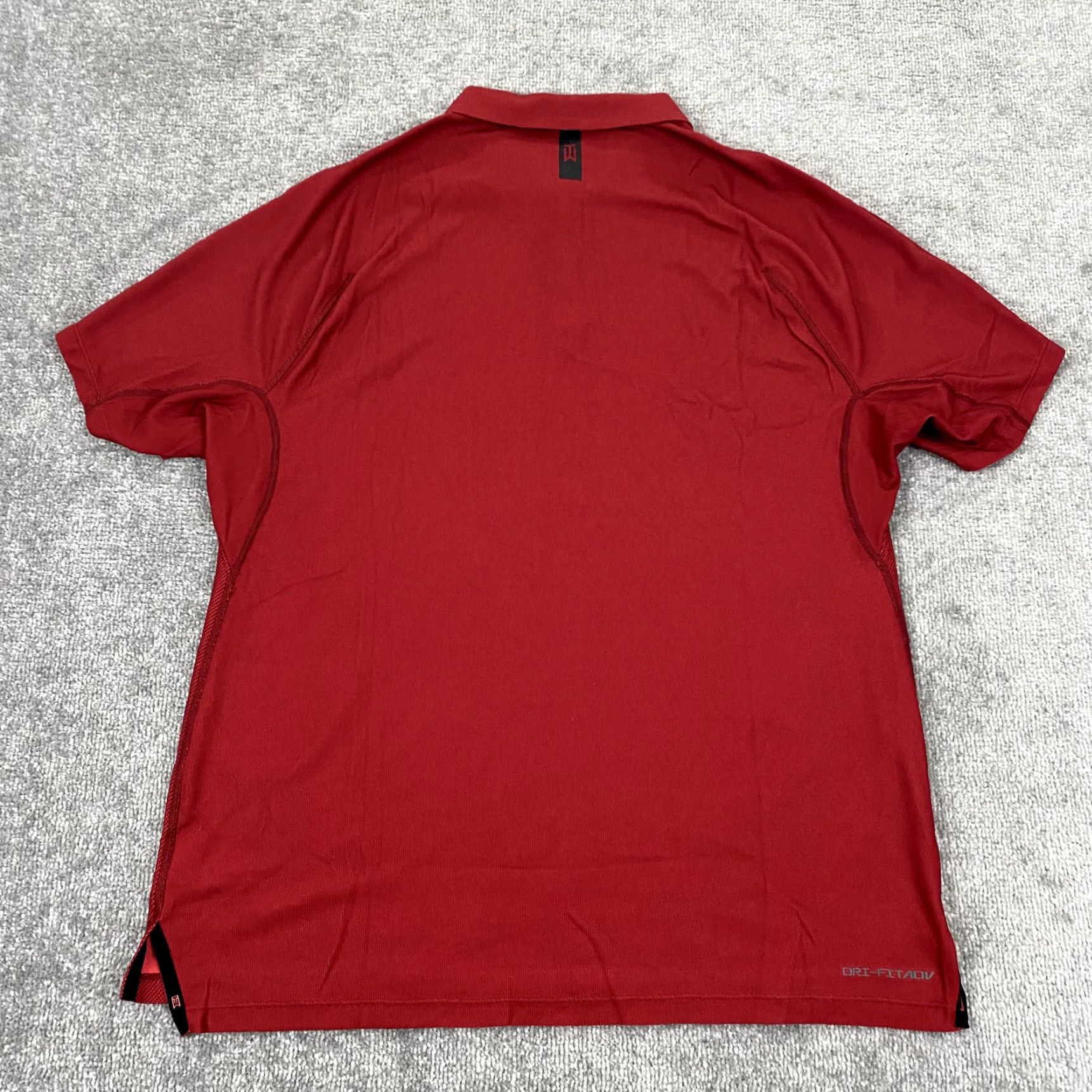 Nike VINTAGE NIKE Tiger Woods Polo Mens Large Sunday Red Snap Collar Dri-Fit ADV Golf Shirt Size US L / EU 52-54 / 3 - 2 Thumbnail