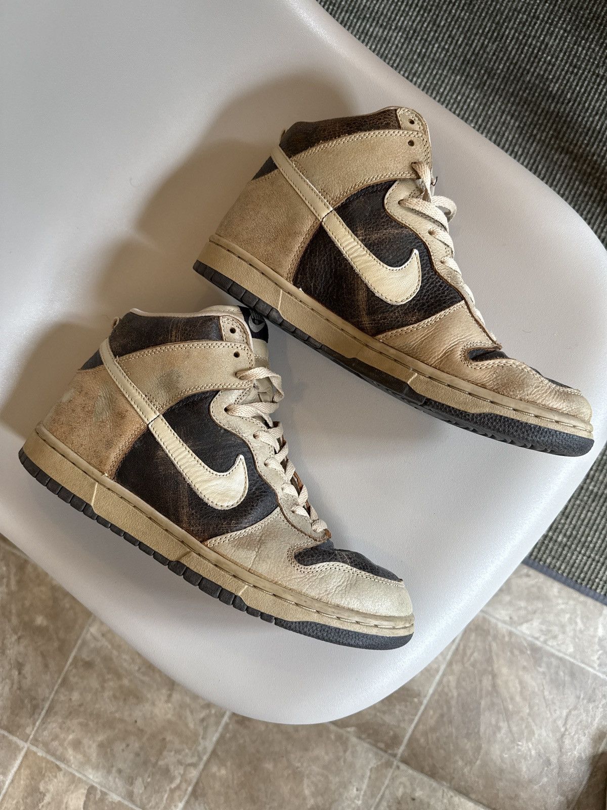 Jordan Brand Nike dunk high brown grunge pack 2003 Size US 9.5 / EU 42-43 - 7 Thumbnail