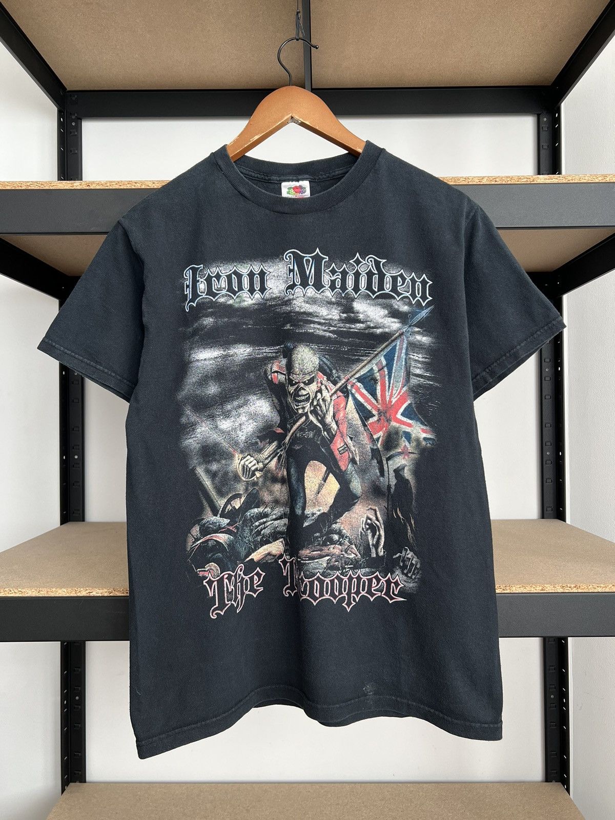 Band Tees Vintage 2000s Iron Maiden The Trooper England Black T-shirt Size US M / EU 48-50 / 2 - 1 Thumbnail