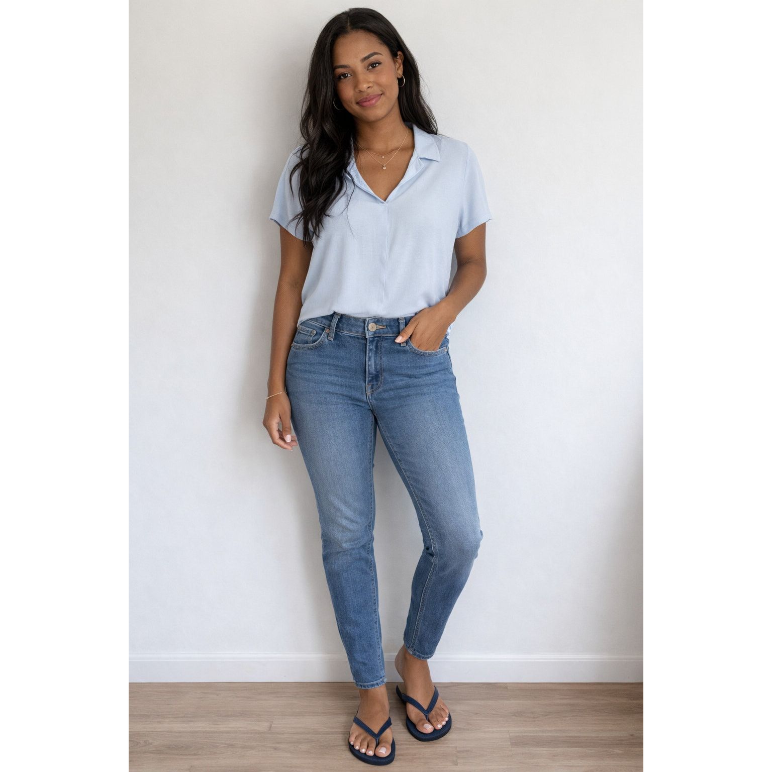 Hollister Hollister High Rise Skinny Crop Jeans Blue Distressed - D015 Size 27" / US 4 / IT 40 - 1 Thumbnail