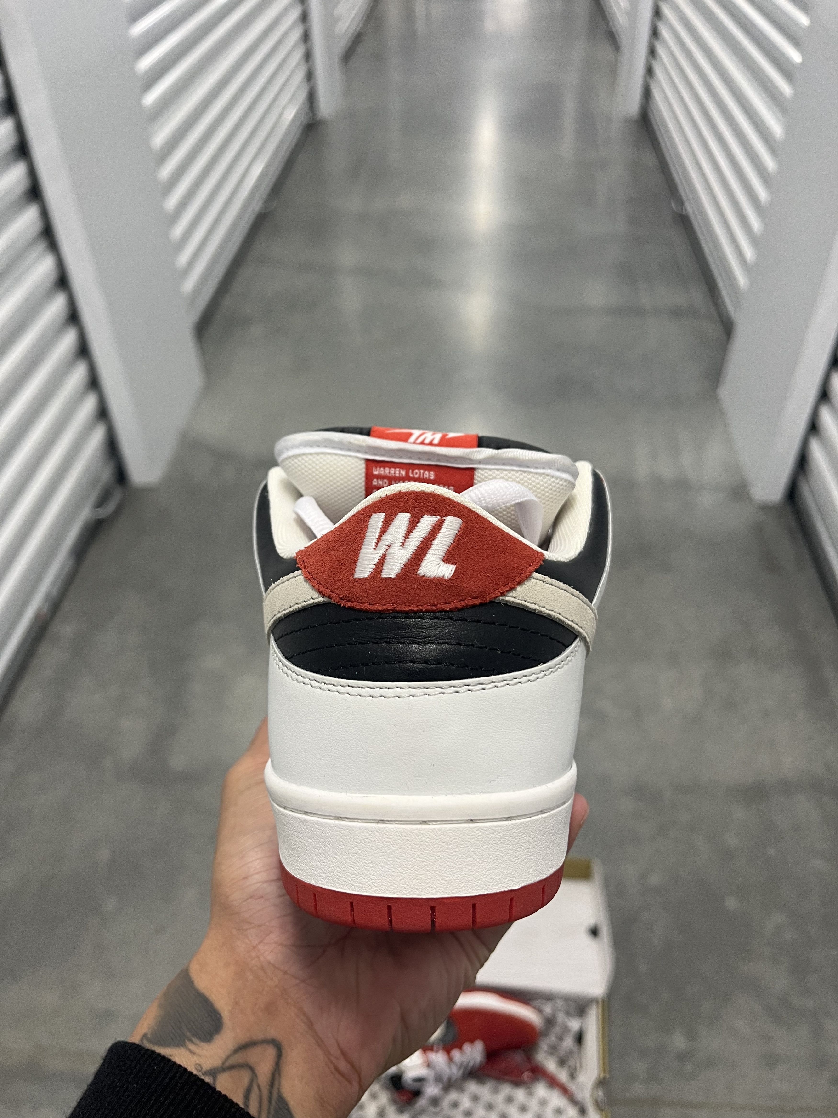 Warren Lotas Warren Lotas Jason SB Dunk Low Red 8.5 Size US 8.5 / EU 41-42 - 7 Thumbnail
