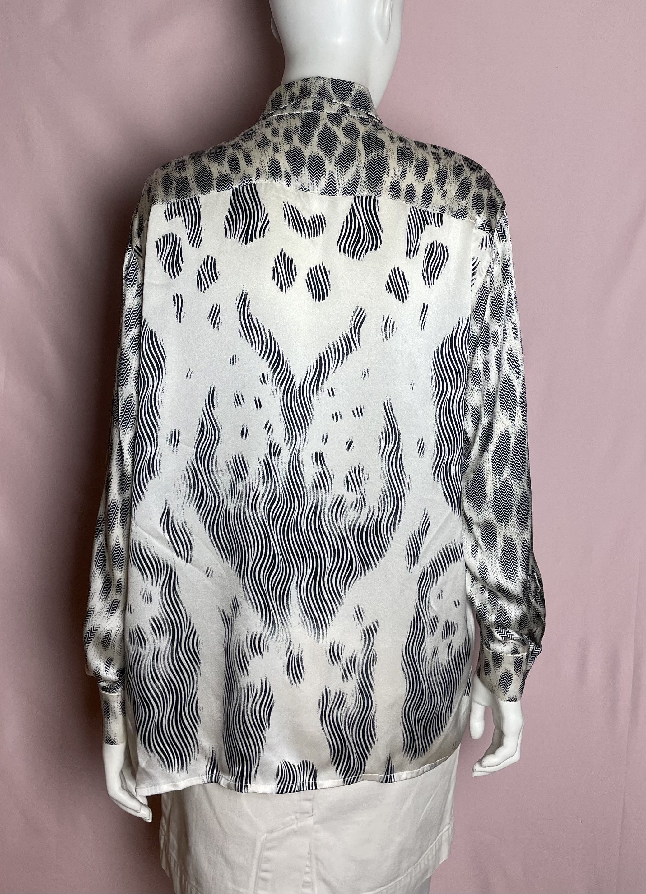 Escada ESCADA Silk Blouse Shirt Snakeskin Print EU 38 Size S / US 4 / IT 40 - 3 Thumbnail