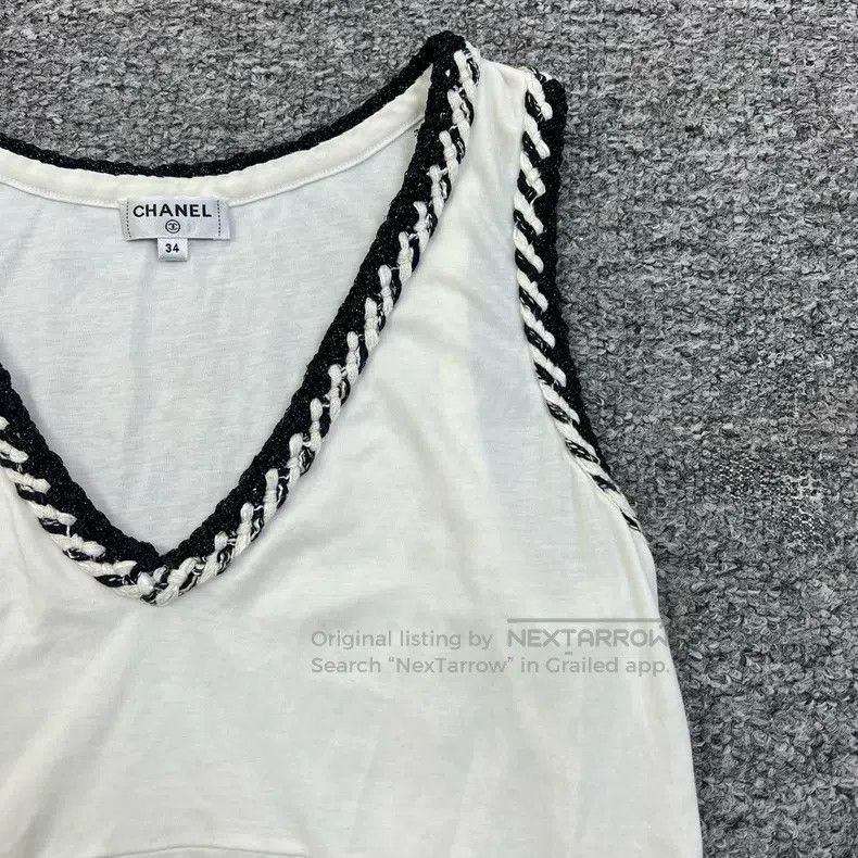 Chanel Chanel White neckline silver silk trim vest Size XXS / US 00 / IT 34 - 5 Thumbnail