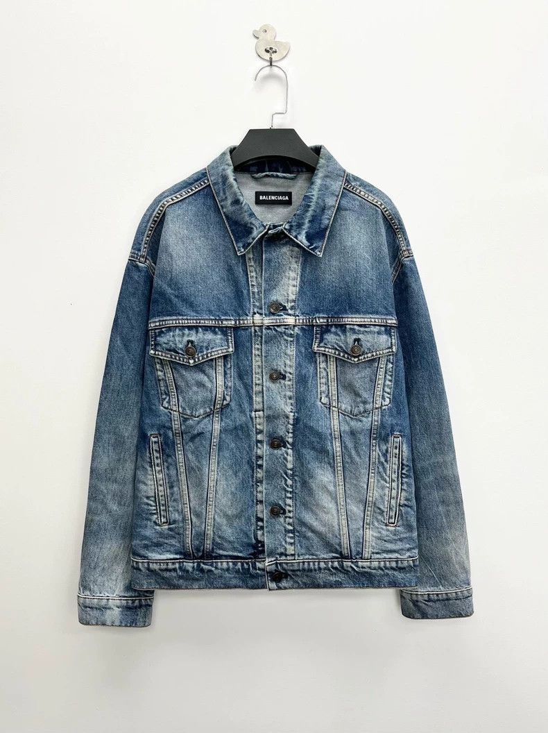 Balenciaga Balenciaga Blue Washed Destroyed Back Embroidered Double B Size US S / EU 44-46 / 1 - 1 Thumbnail