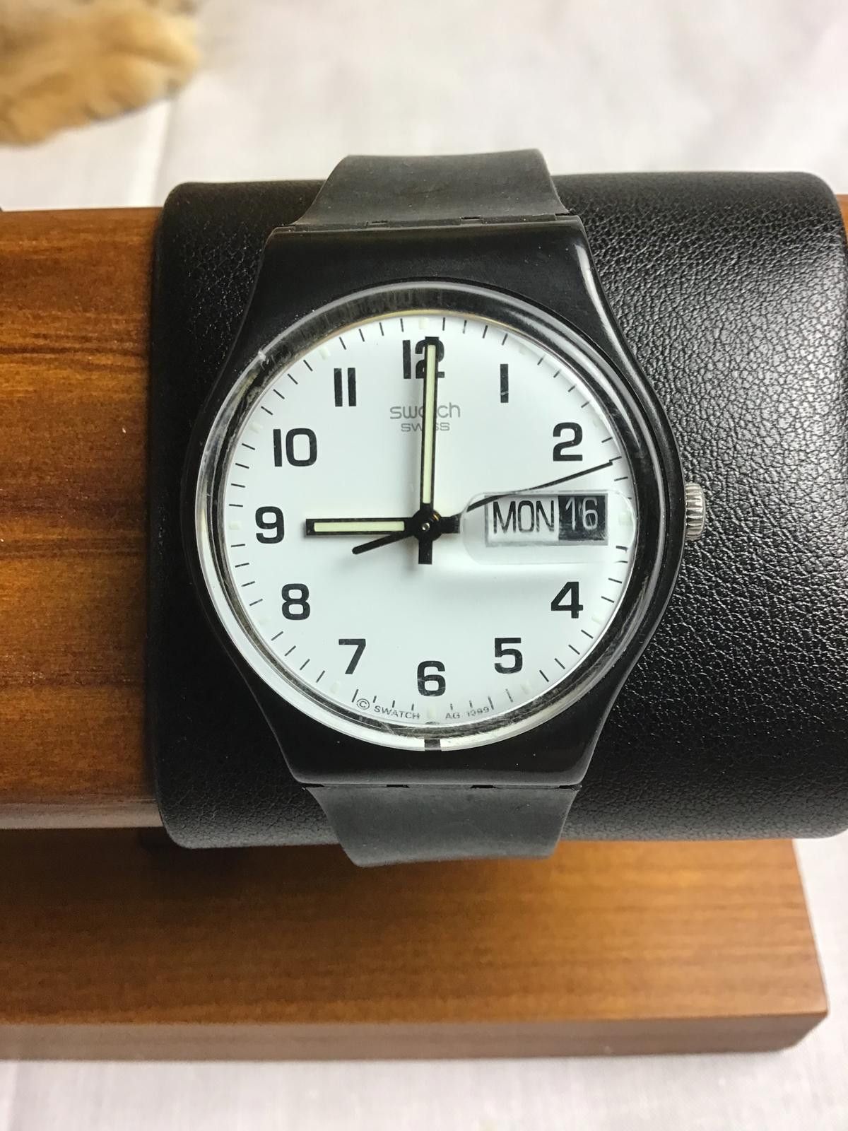 Swatch Swatch Classic Black Rubber Strap Watch with White Dial Size ONE SIZE - 1 Thumbnail