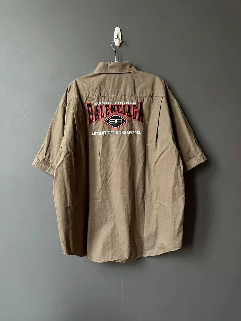 Balenciaga Balenciaga size 38 Bat Short Sleeve Shirt Size US S / EU 44-46 / 1 - 2 Thumbnail