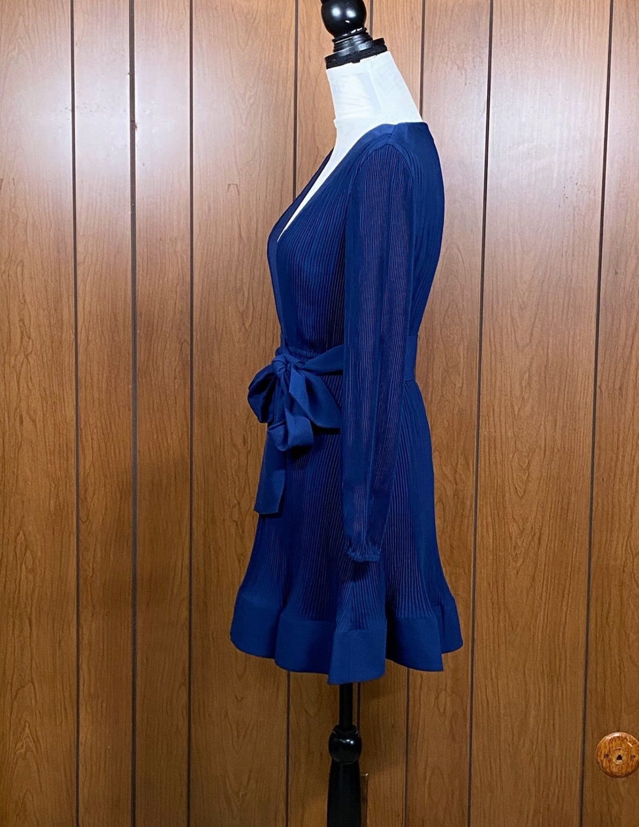 MILLY MILLY Liv Belted Pleated Dress size 4 Size S / US 4 / IT 40 - 8 Thumbnail