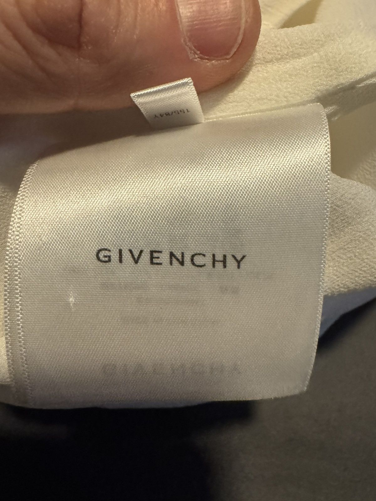 Givenchy White givenchy t-shirt - SILK Size US XS / EU 42 / 0 - 9 Thumbnail