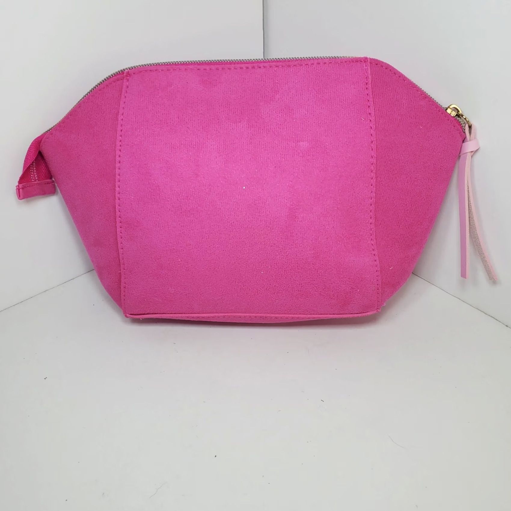 Juicy Couture Juicy Couture Zip Pouch Cosmetic Bag Faux Suede New NWOT Bright Pink & Gold Zip Size ONE SIZE - 3 Thumbnail