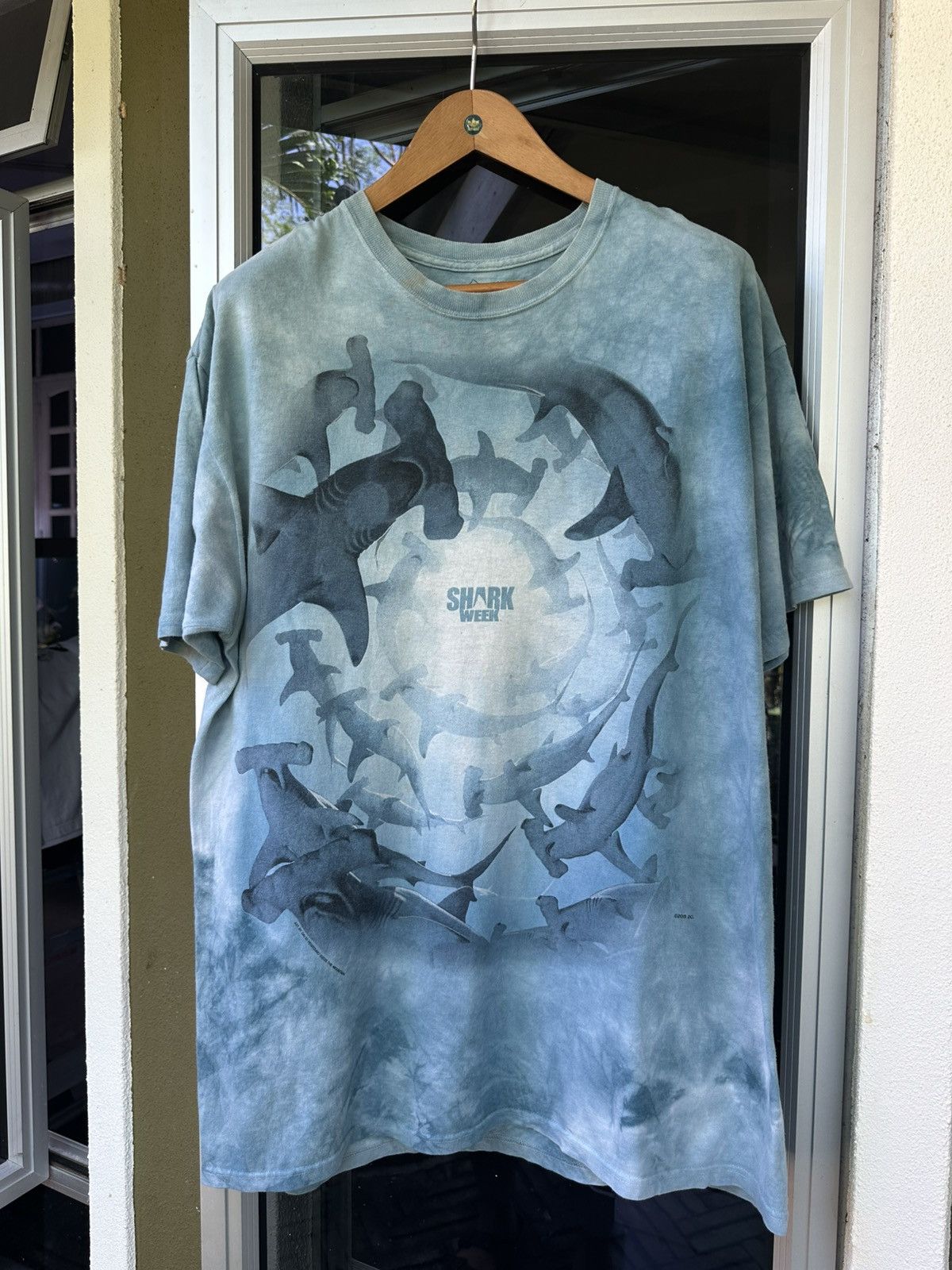 Other Vintage Shark Week faded shirt Size US XL / EU 56 / 4 - 1 Thumbnail
