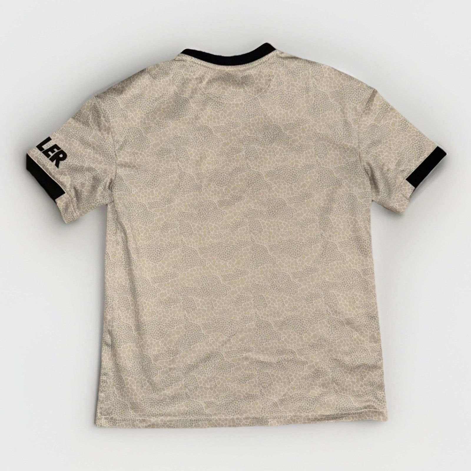 Adidas × Vintage Adidas Youth Manchester United Soccer Jersey Beige 17x23 L Size US L / EU 52-54 / 3 - 6 Thumbnail