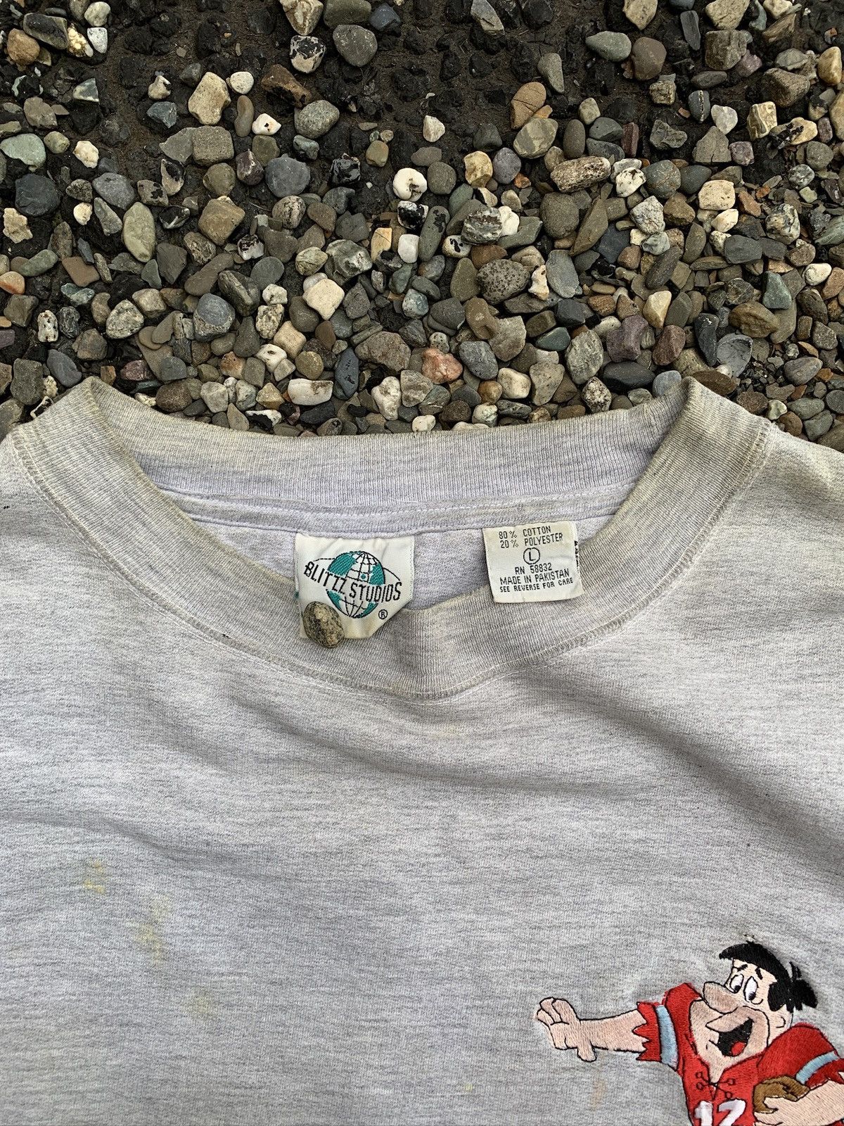 Vintage Vintage Distressed Flinstone’s Football Crewneck Sweatshirt Size US L / EU 52-54 / 3 - 8 Thumbnail