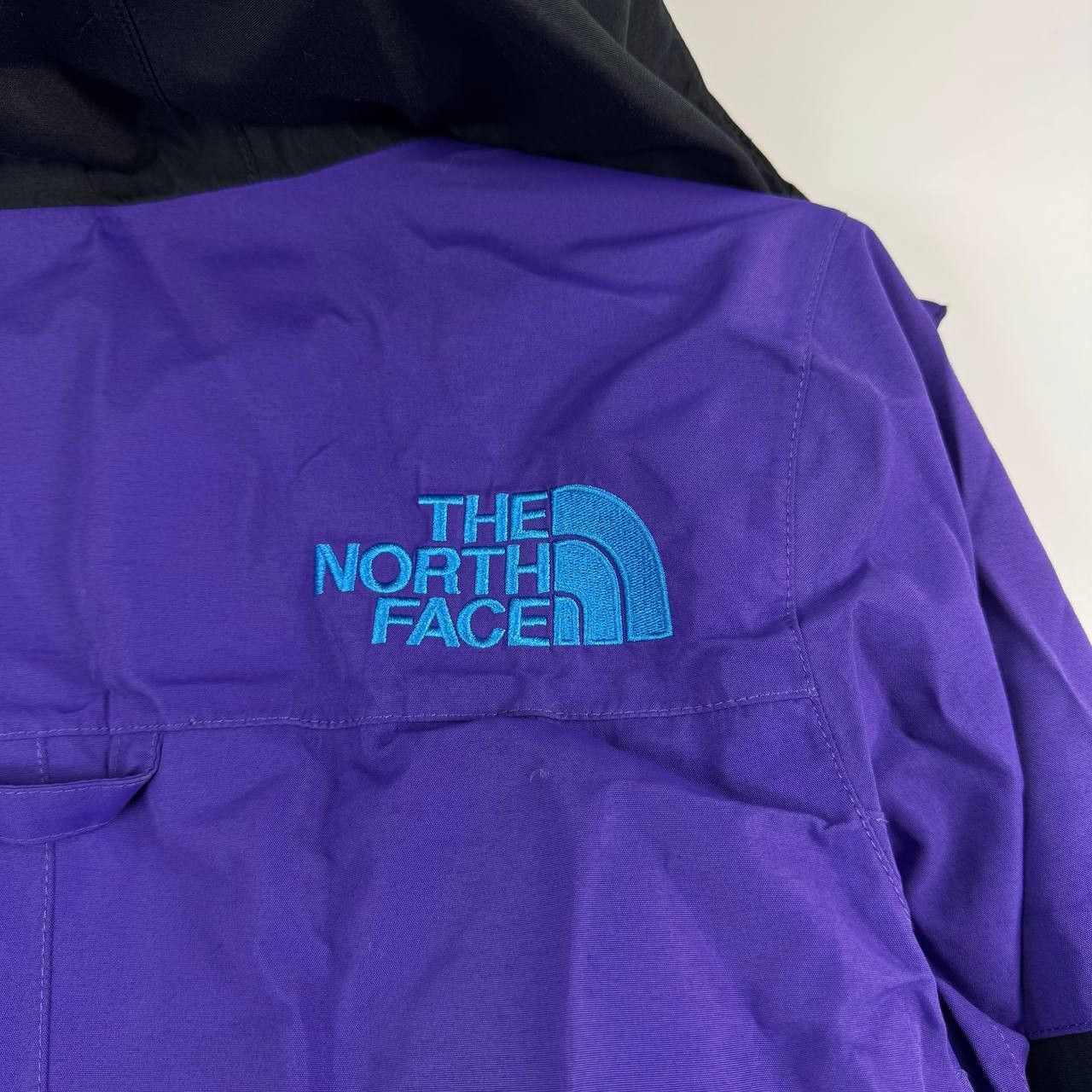 The North Face The North Face Women’s Purple Waterproof Hooded Jacket Sz M Size L / US 10 / IT 46 - 11 Thumbnail