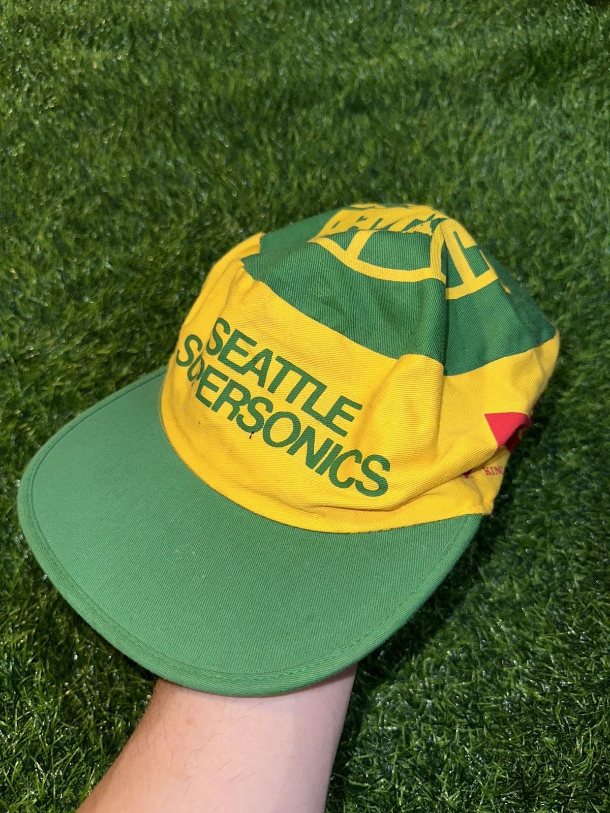 NBA Vintage nba seattle supersonics pillbox hat Size ONE SIZE - 1 Thumbnail