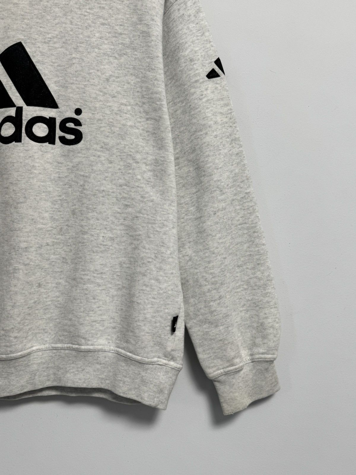 Adidas Adidas Vintage Y2K style 90’s Style Gray Size US L / EU 52-54 / 3 - 4 Thumbnail