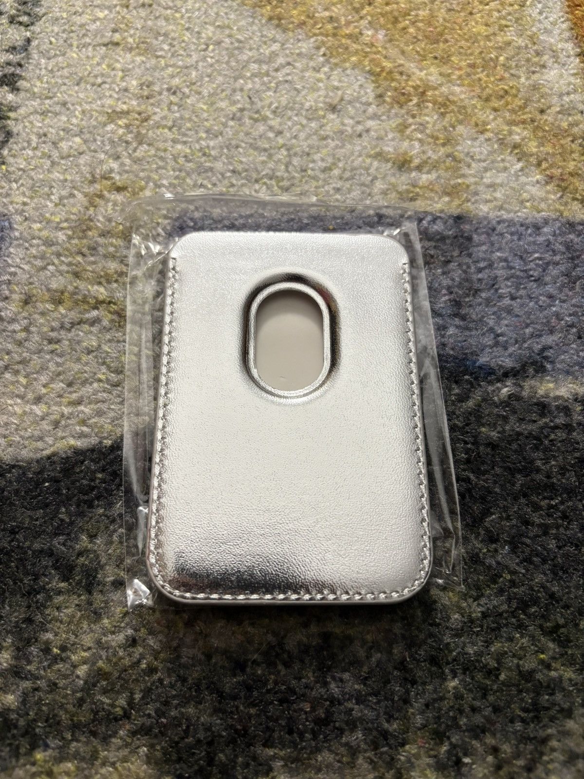 Palace Palace Magsafe Wallet | Grailed