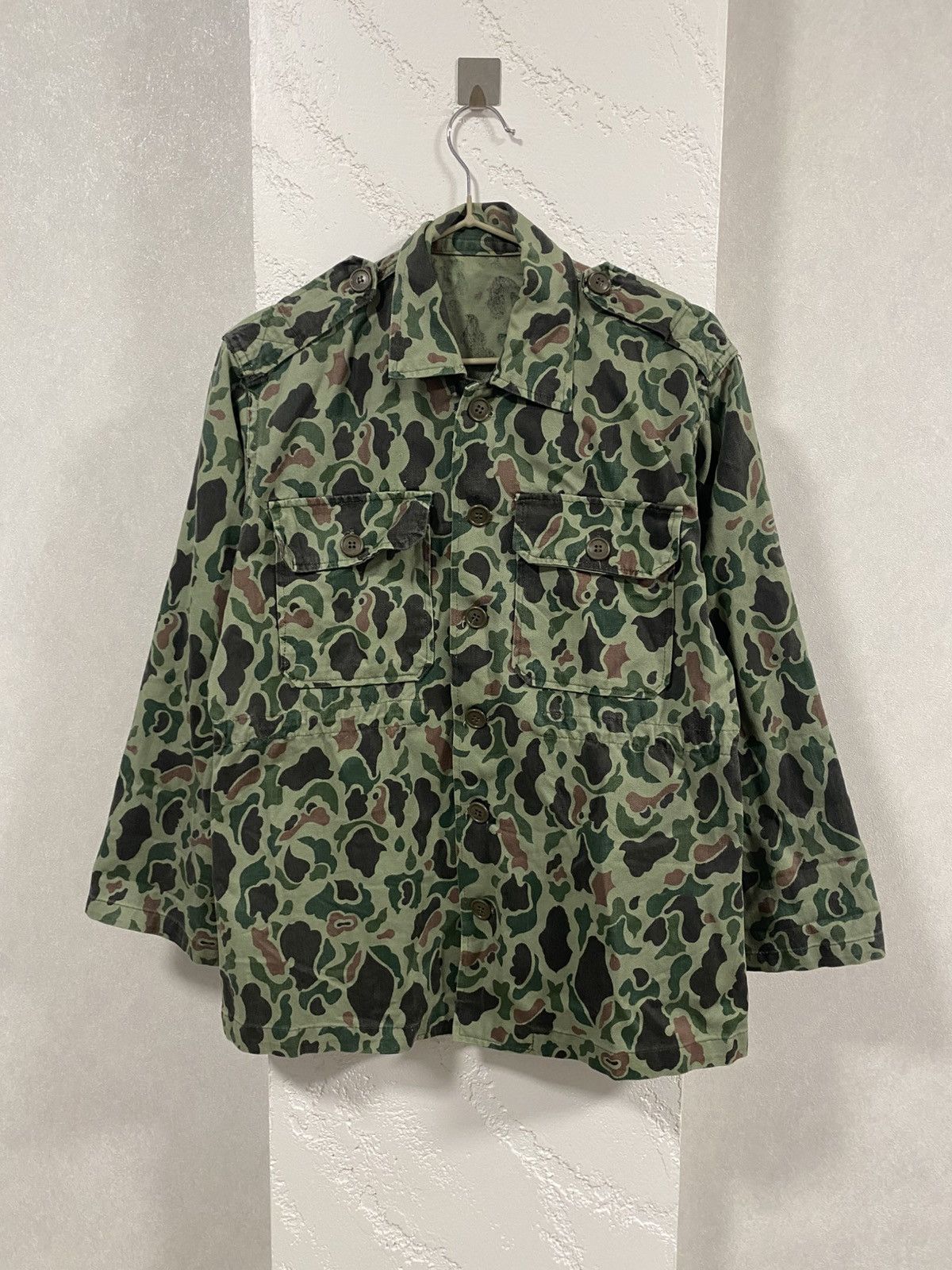 Vintage Vintage South Korea War Vietnam Era Duck Frog Camo Overshirt Size US S / EU 44-46 / 1 - 1 Thumbnail