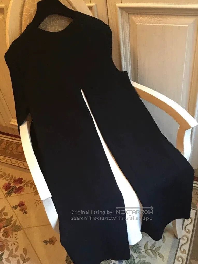 Valentino Valentino dress Size M / US 6-8 / IT 42-44 - 1 Thumbnail