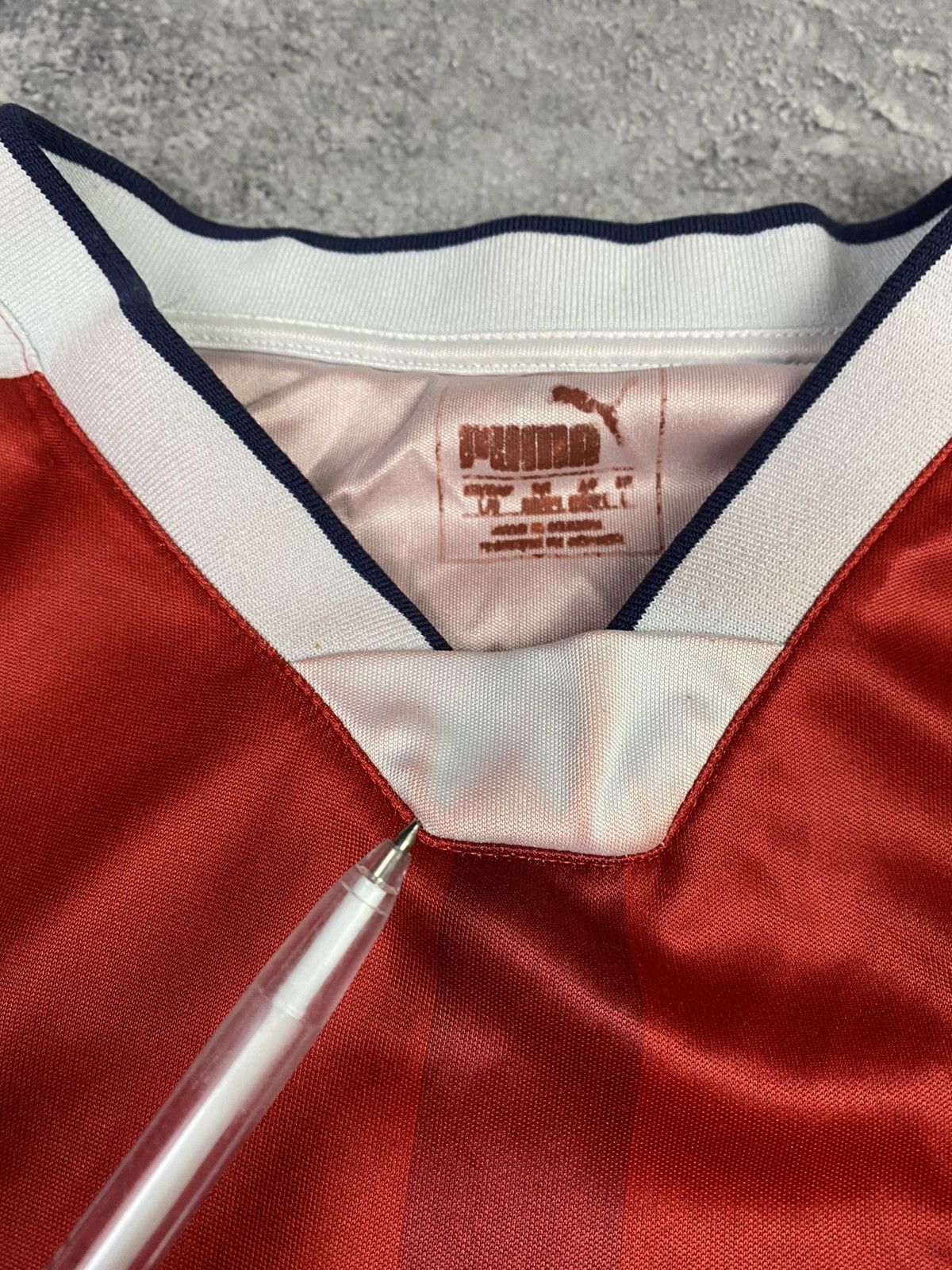 Puma × Vintage Puma Arsenal Fly Emirates Soccer Jersey Size US L / EU 52-54 / 3 - 9 Thumbnail