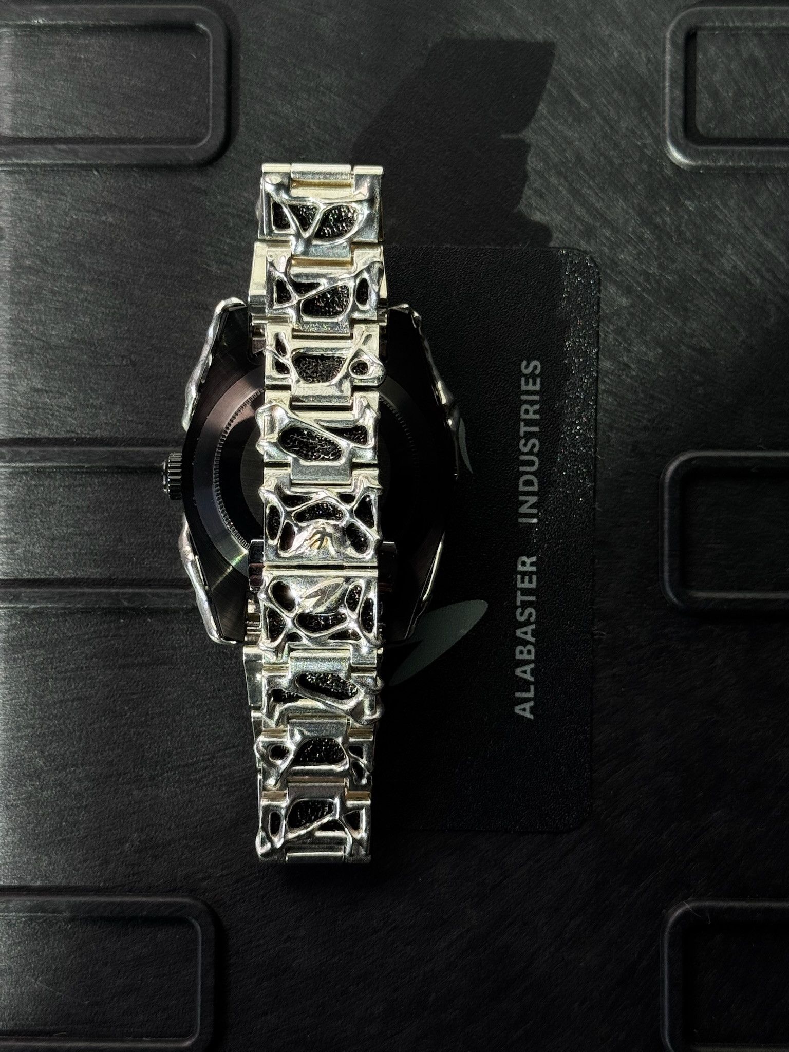 Alabaster Industries Alabaster Industries - Silver Sinew in Olive Green Size ONE SIZE - 5 Thumbnail