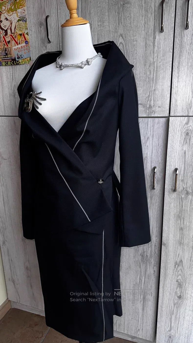Vivienne Westwood Vivienne Westwood Black large V-neck suit, 100% wool Size M / US 6-8 / IT 42-44 - 3 Thumbnail