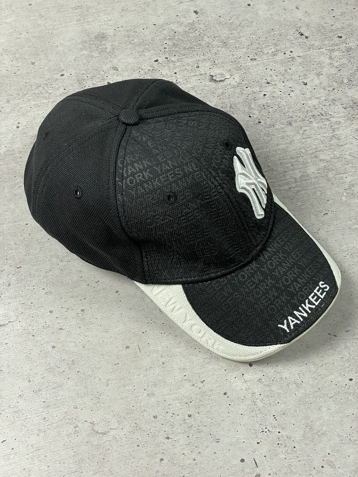 New Era × New York Yankees × Vintage Vintage New Era Yankees New York Cap Rare Hat Size ONE SIZE - 5 Thumbnail