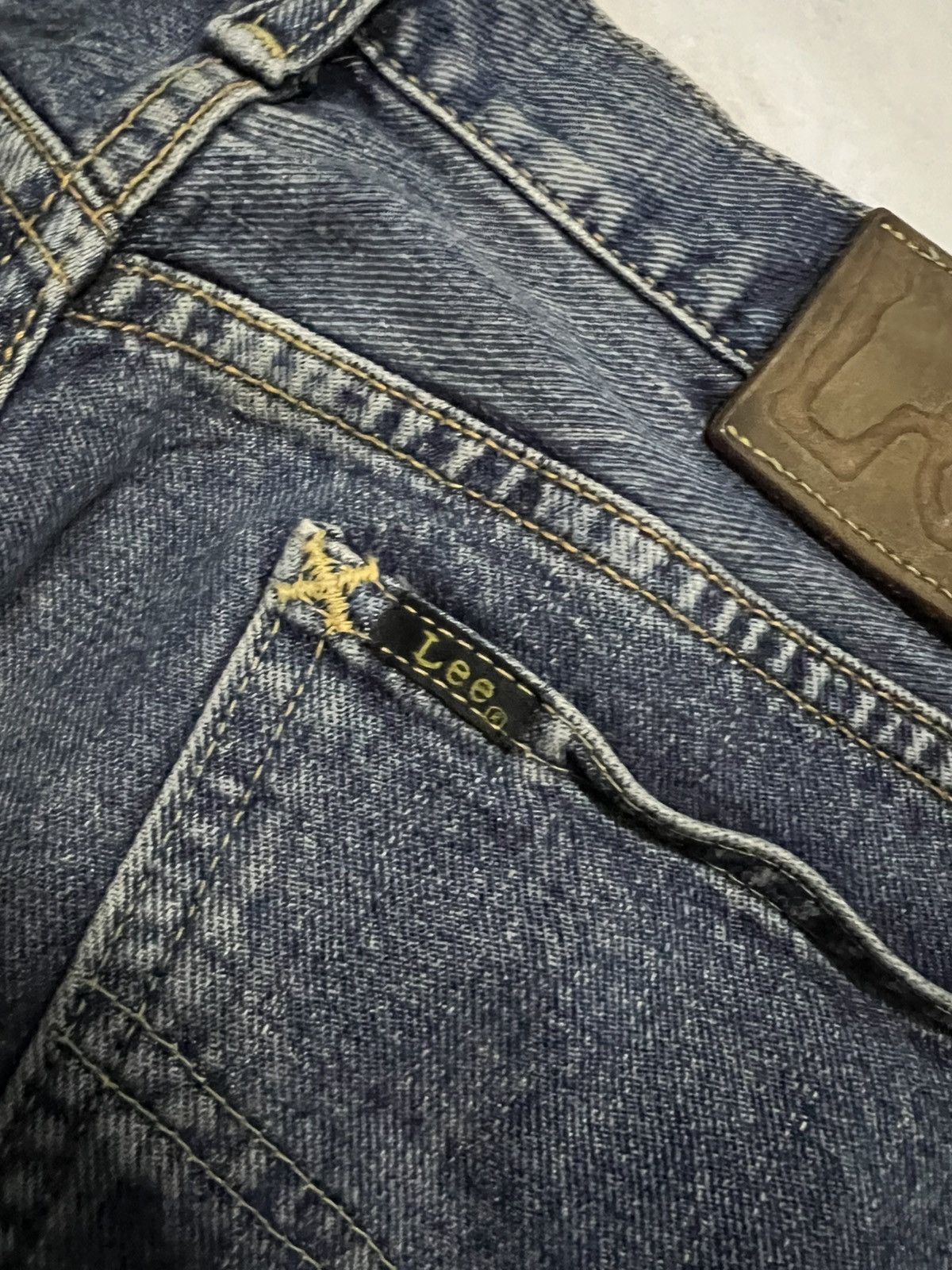 Japanese Brand 💥Baggy💥Vintage Lee Rider Selvedge Zipper Talon Washed Jean Size US 28 / EU 44 - 14 Thumbnail