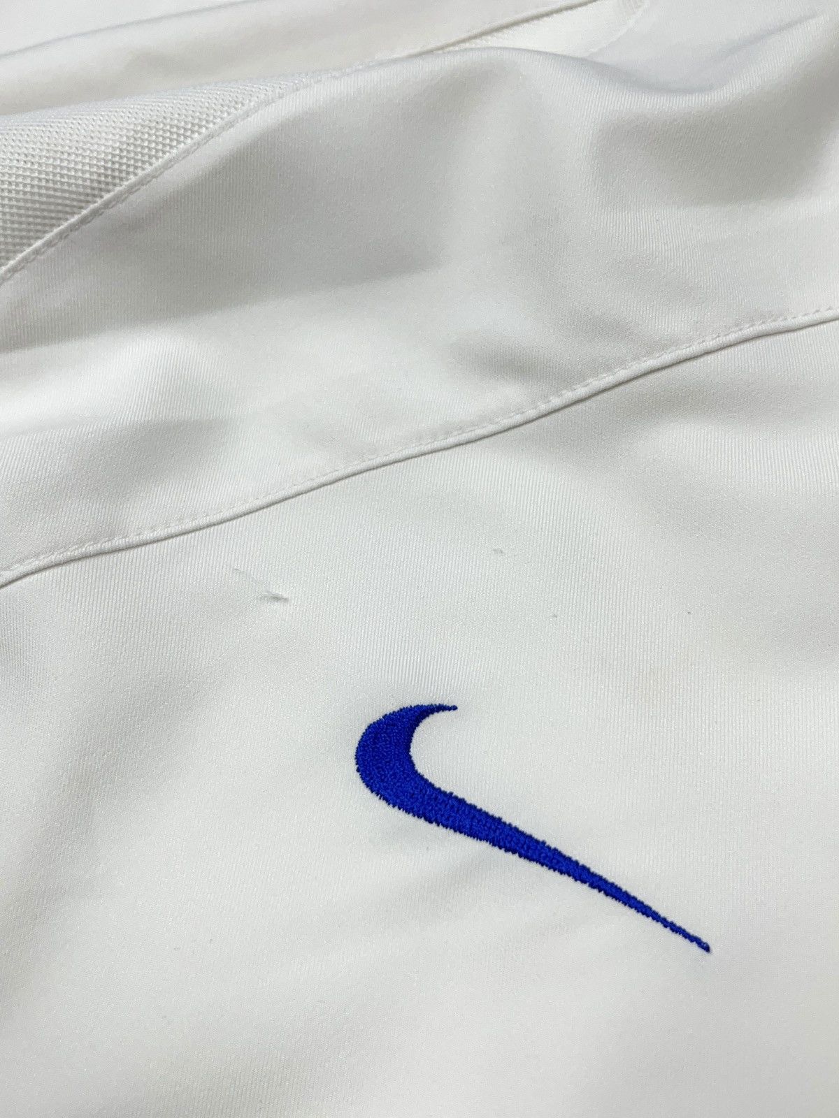 Nike Vintage 2002/2003 Nike Leeds United Soccer Jersey Shirt LUFC Size US XL / EU 56 / 4 - 5 Thumbnail