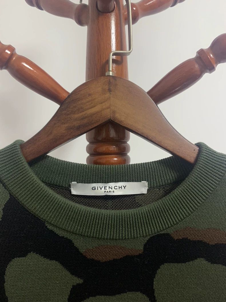 Givenchy Givenchy GVC Camo Knit Sweater 2506-Nextarrow Size US S / EU 44-46 / 1 - 4 Thumbnail