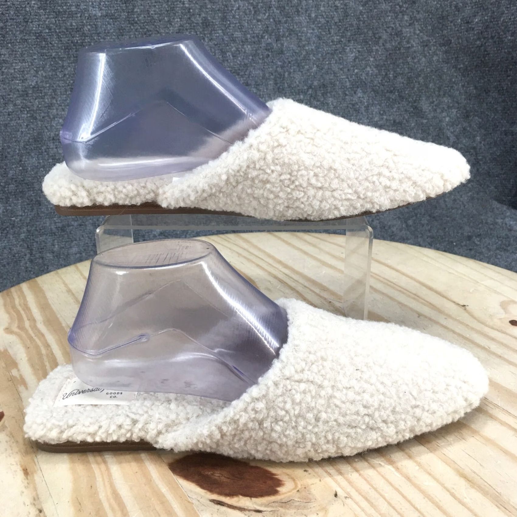 Vintage Universal Thread Mules Womens 10 White Faux Fur Almond Toe Slip On Size US 10 / IT 40 - 2 Thumbnail