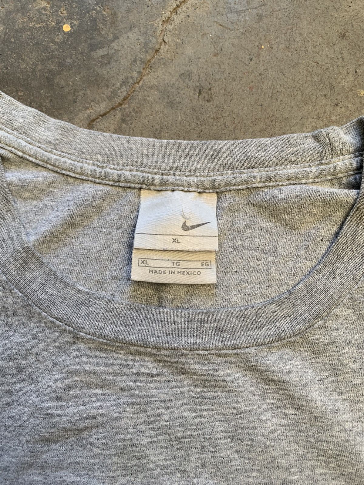 Nike Nike Y2K Graffiti Logo Size US XL / EU 56 / 4 - 3 Thumbnail