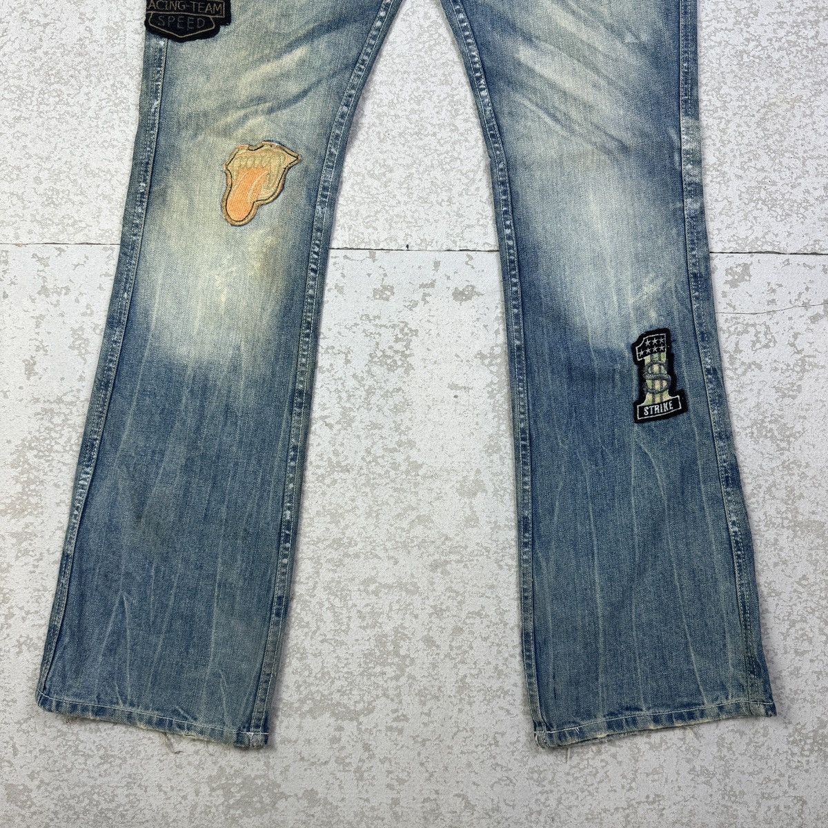 If Six Was Nine Japanese Brand Army of Me Patches Flare Jeans Size US 31 - 3 Thumbnail
