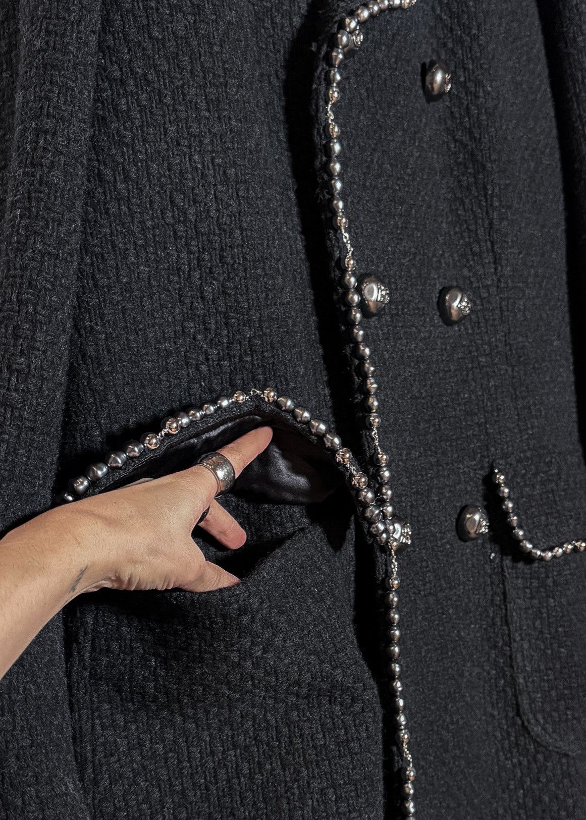 Dolce & Gabbana Dolce & Gabbana FW21 Runway Metal Pearls Tweed Coat Size US S / EU 44-46 / 1 - 4 Thumbnail
