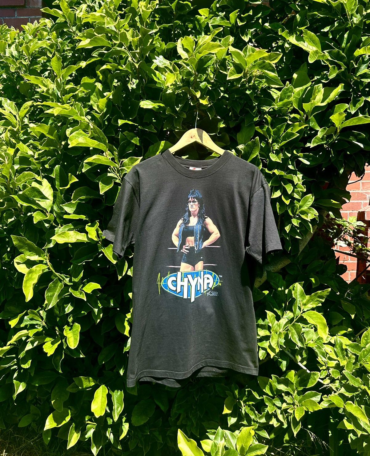 WWE Extremely Rare 1999 Chyna WWF T-Shirt Size US L / EU 52-54 / 3 - 1 Thumbnail