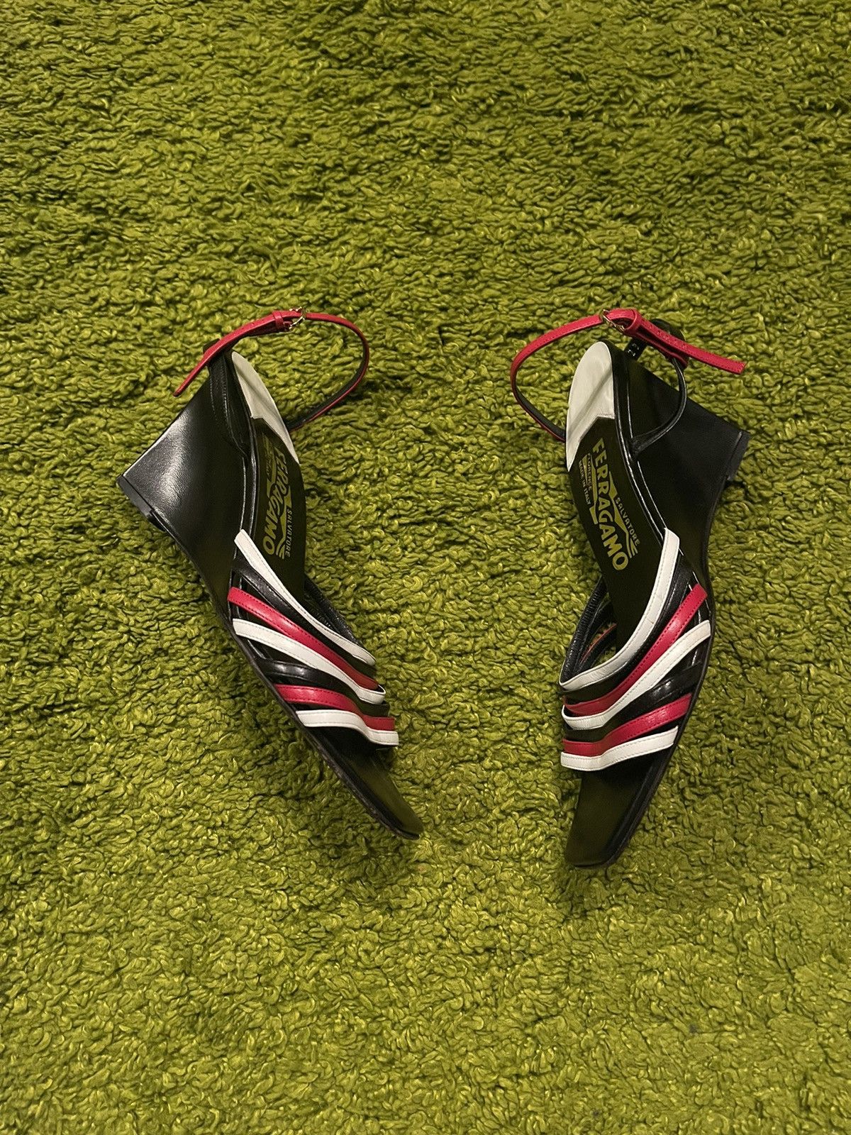 Designer × Salvatore Ferragamo Salvatore Ferragamo luxury real leather heels sandals Size US 8.5 / IT 38.5 - 3 Thumbnail