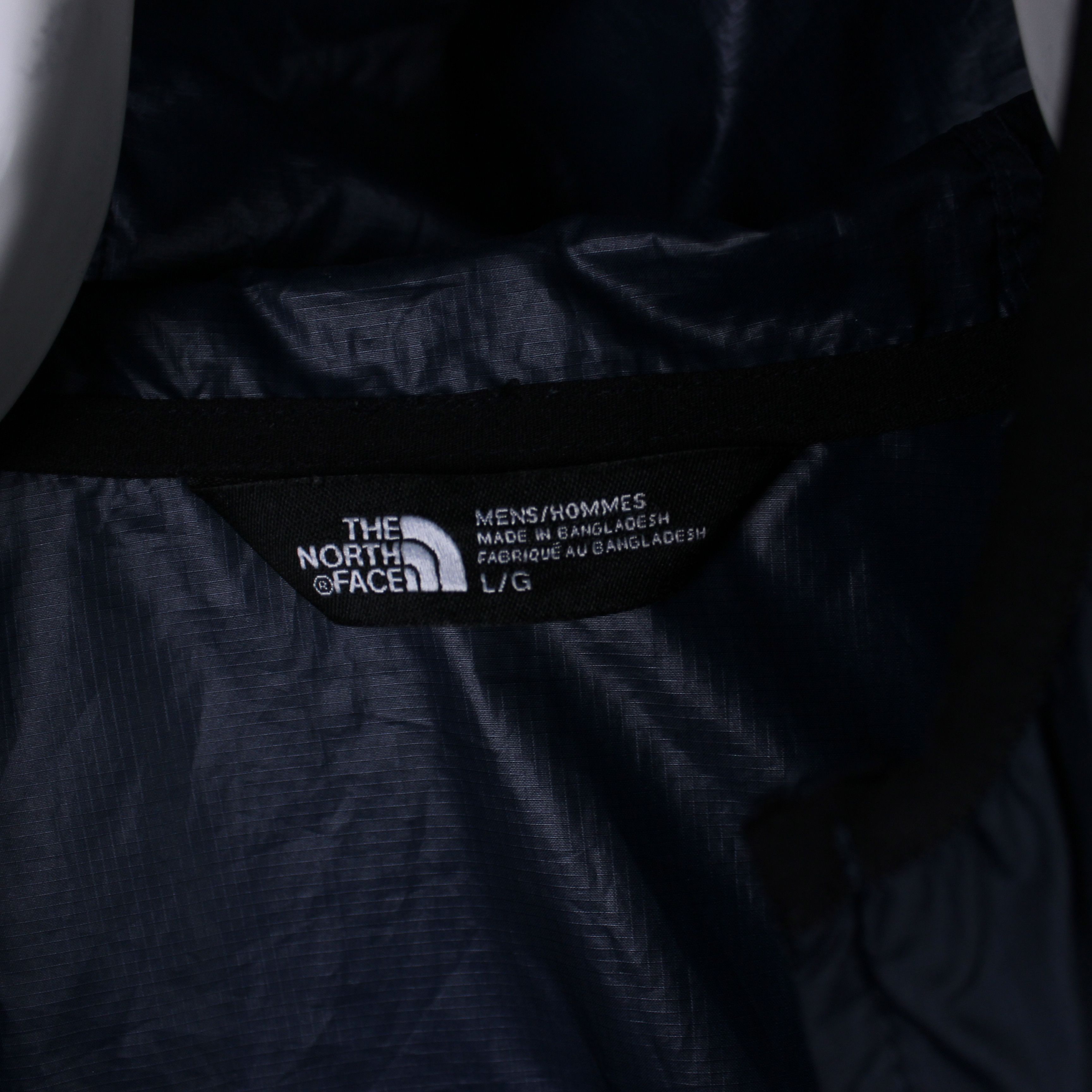 The North Face TNF The North Face light jacket big logo centr L Size US L / EU 52-54 / 3 - 12 Thumbnail