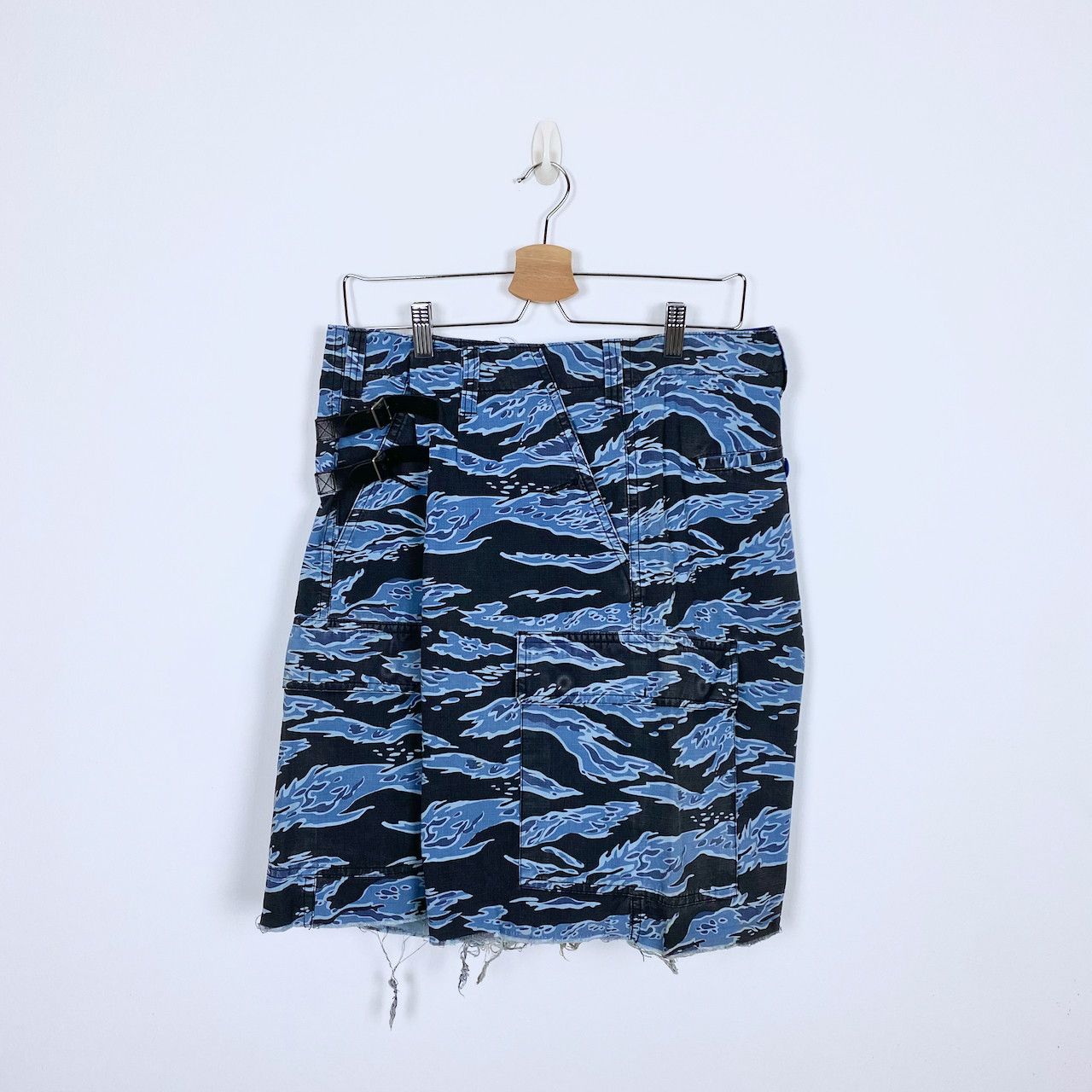 PHENOMENON PHENOMENON X FACETASM TIGER CAMO CARGO SHORTS Size US 34 / EU 50 - 3 Thumbnail