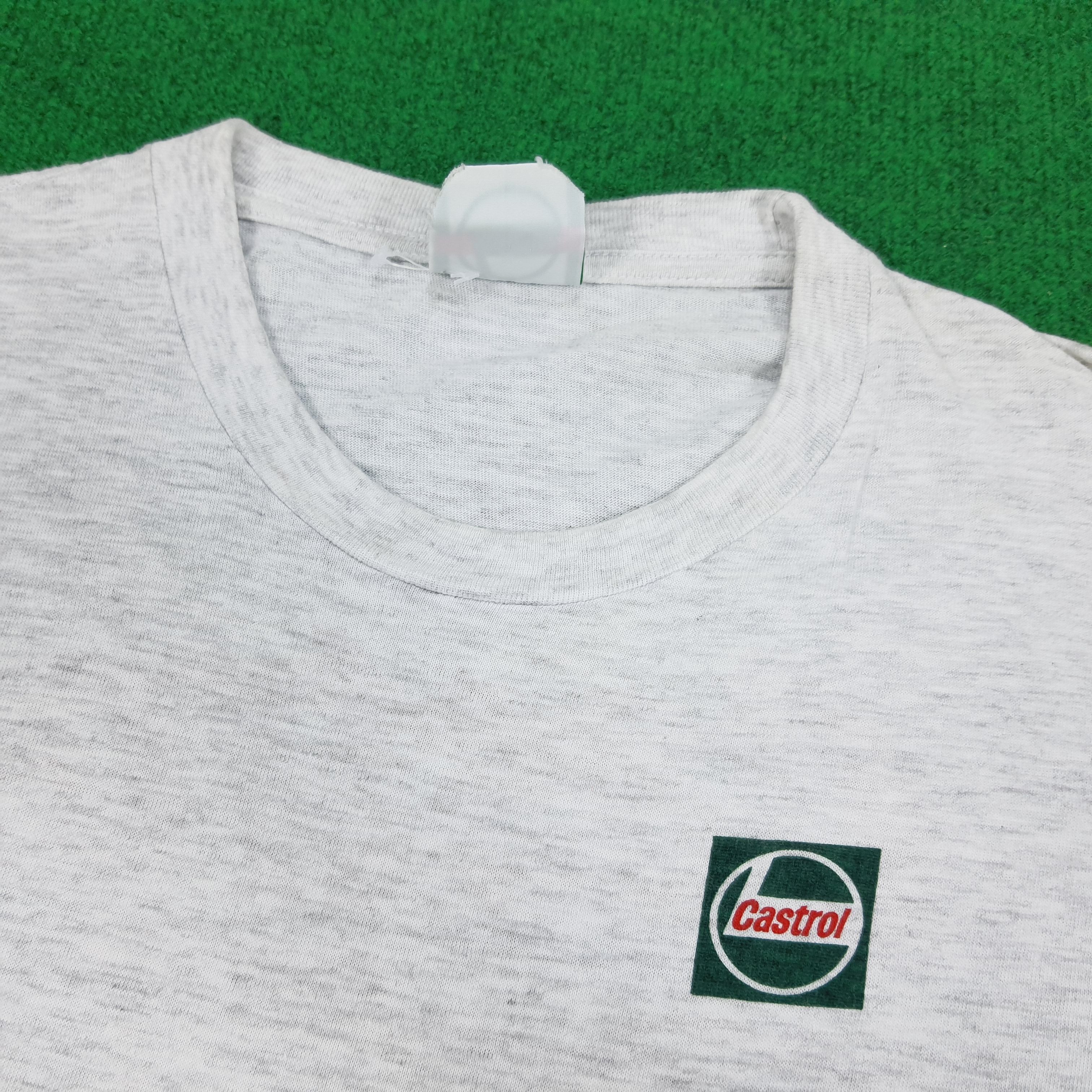 Vintage Vintage Castrol Racing Motor Oil Motorsports Tshirt Size US M / EU 48-50 / 2 - 4 Thumbnail