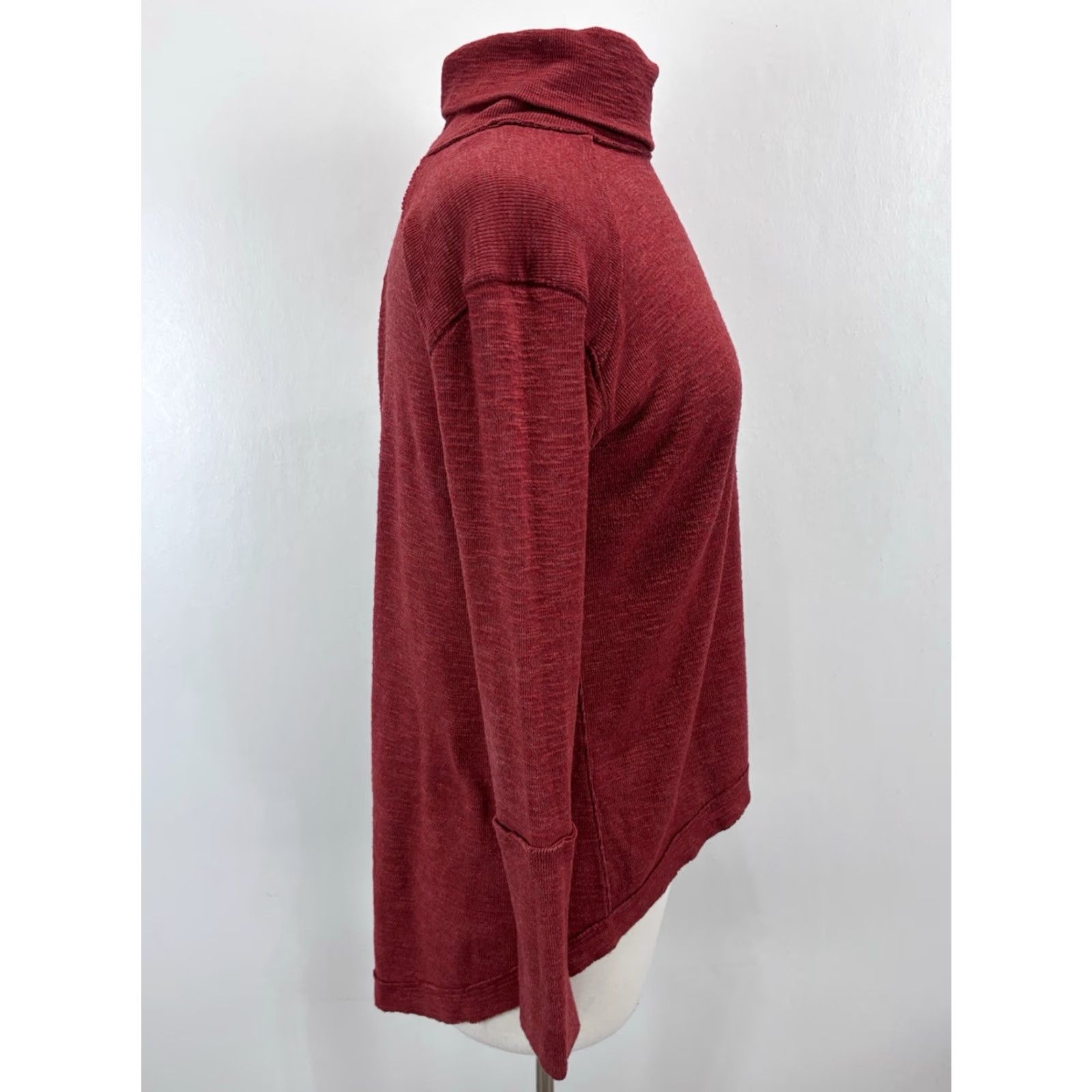 Vintage We The Free Turtleneck Top Shirt Womens XS Pink/red Split Back Inverse Seam Knit Pullover Casual Holiday Boho Chic Regular Mens? No. Size XS / US 0-2 / IT 36-38 - 4 Thumbnail
