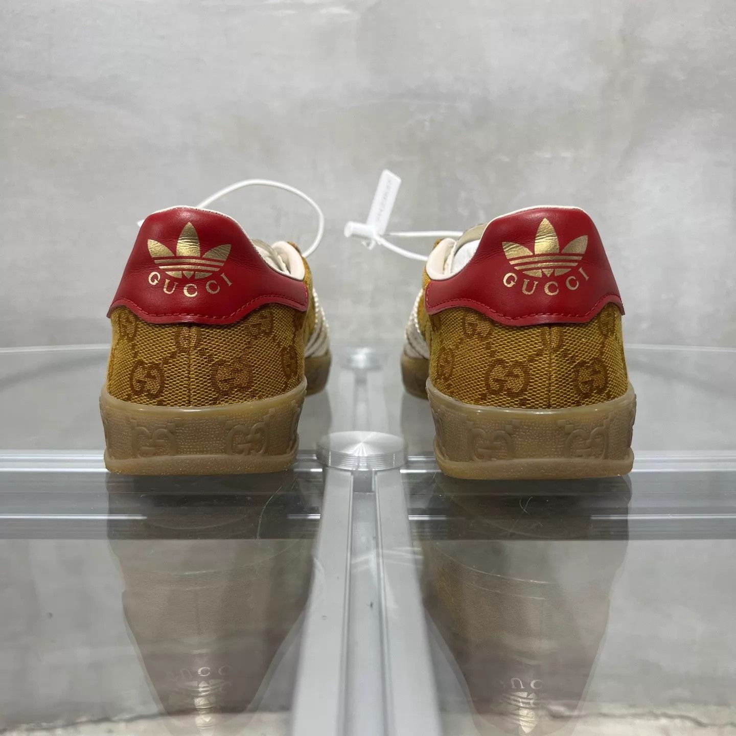 Gucci GUCCI x adidas GAZELLE Yellow Full Print Wmns 37 Size US 6 / IT 36 - 6 Thumbnail