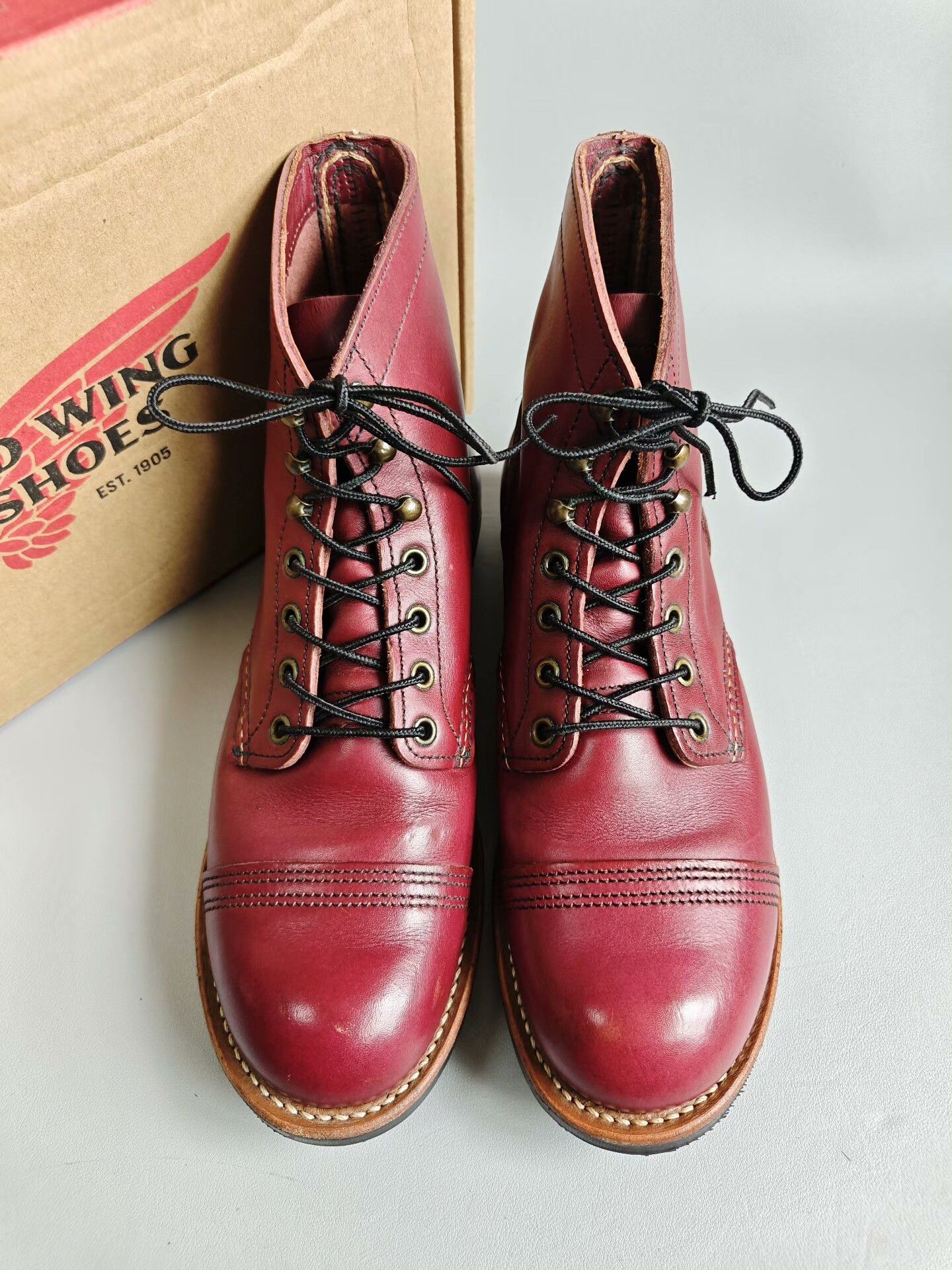 Red Wing Red Wing 8119 Cherry Red Size US 8 / EU 41 - 1 Thumbnail
