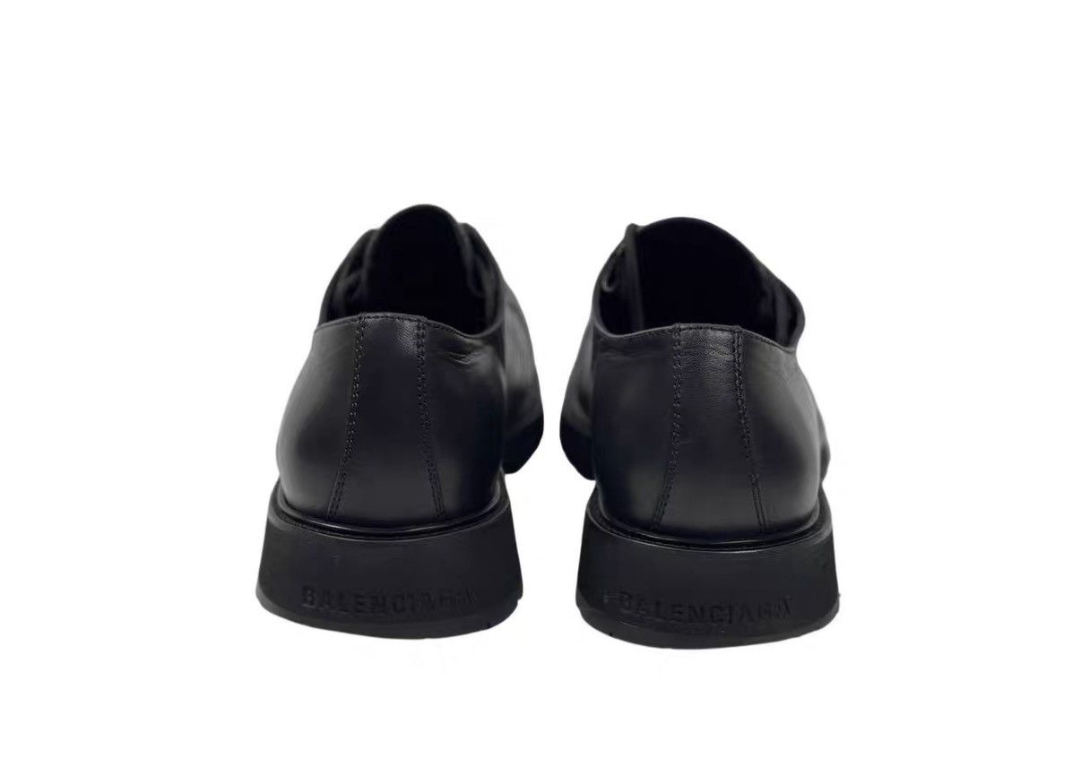 Balenciaga Balenciaga Truck Derby Round Toe Lace-Up Derby Shoes J31 Size US 9.5 / EU 42-43 - 4 Thumbnail