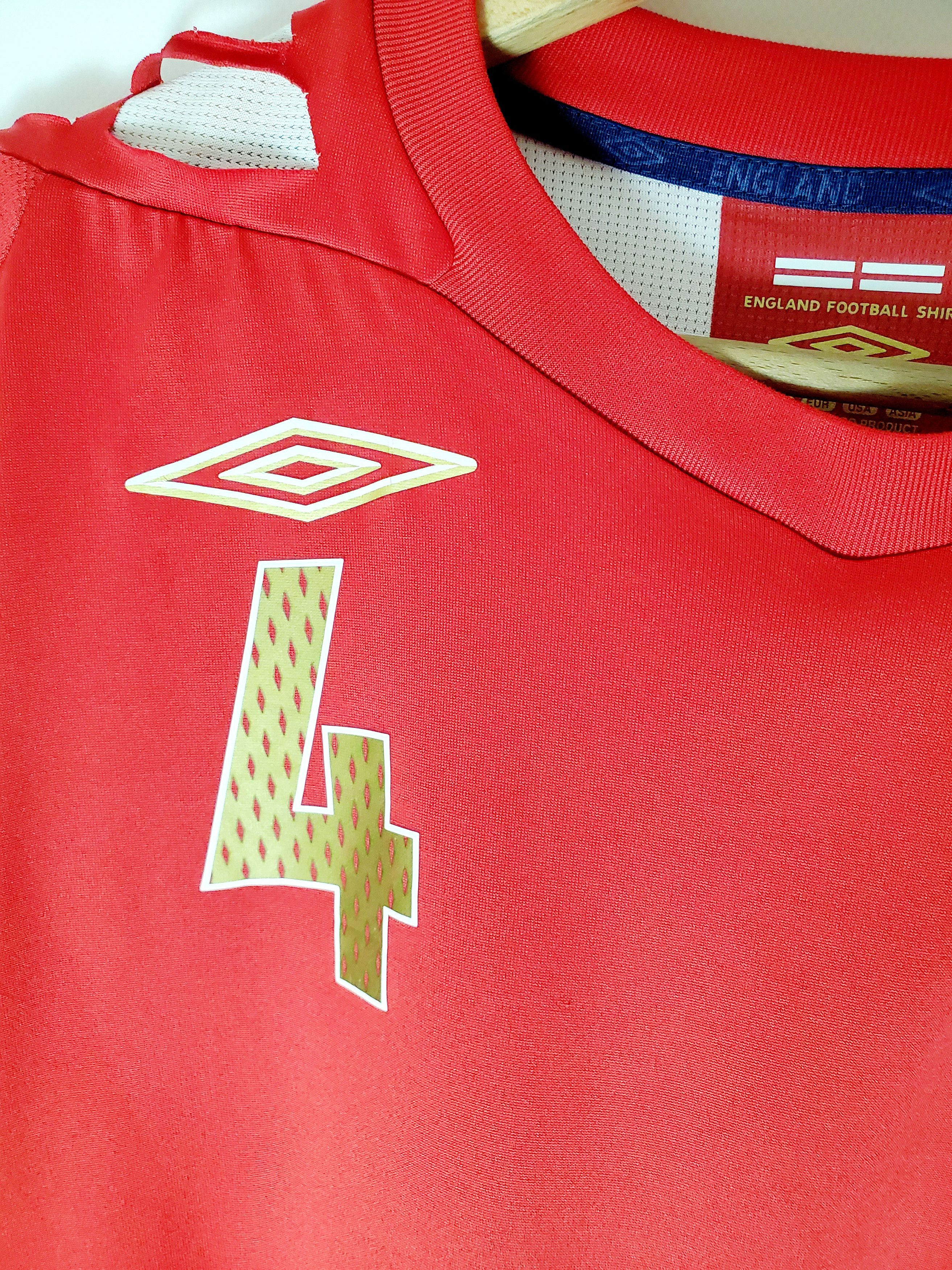 Umbro × Vintage ENGLAND 2006 2008 AWAY Jersey #4 GERRARD New condition L Size US L / EU 52-54 / 3 - 4 Thumbnail