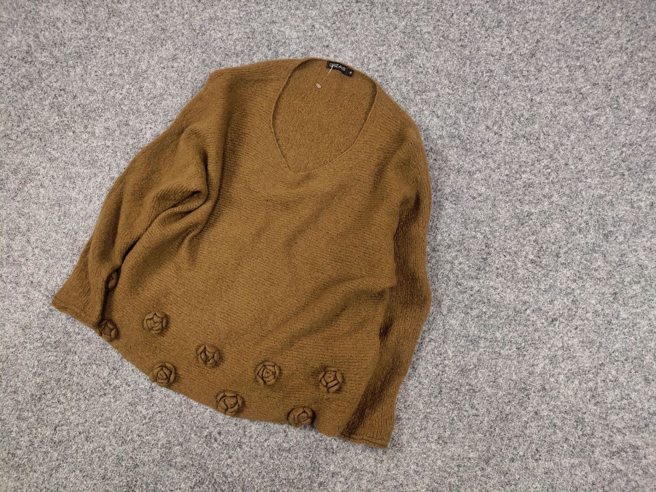 Japanese Brand Grizas Design Light Wool Blend Fowers yellow tint Sweater Size XS / US 0-2 / IT 36-38 - 3 Thumbnail