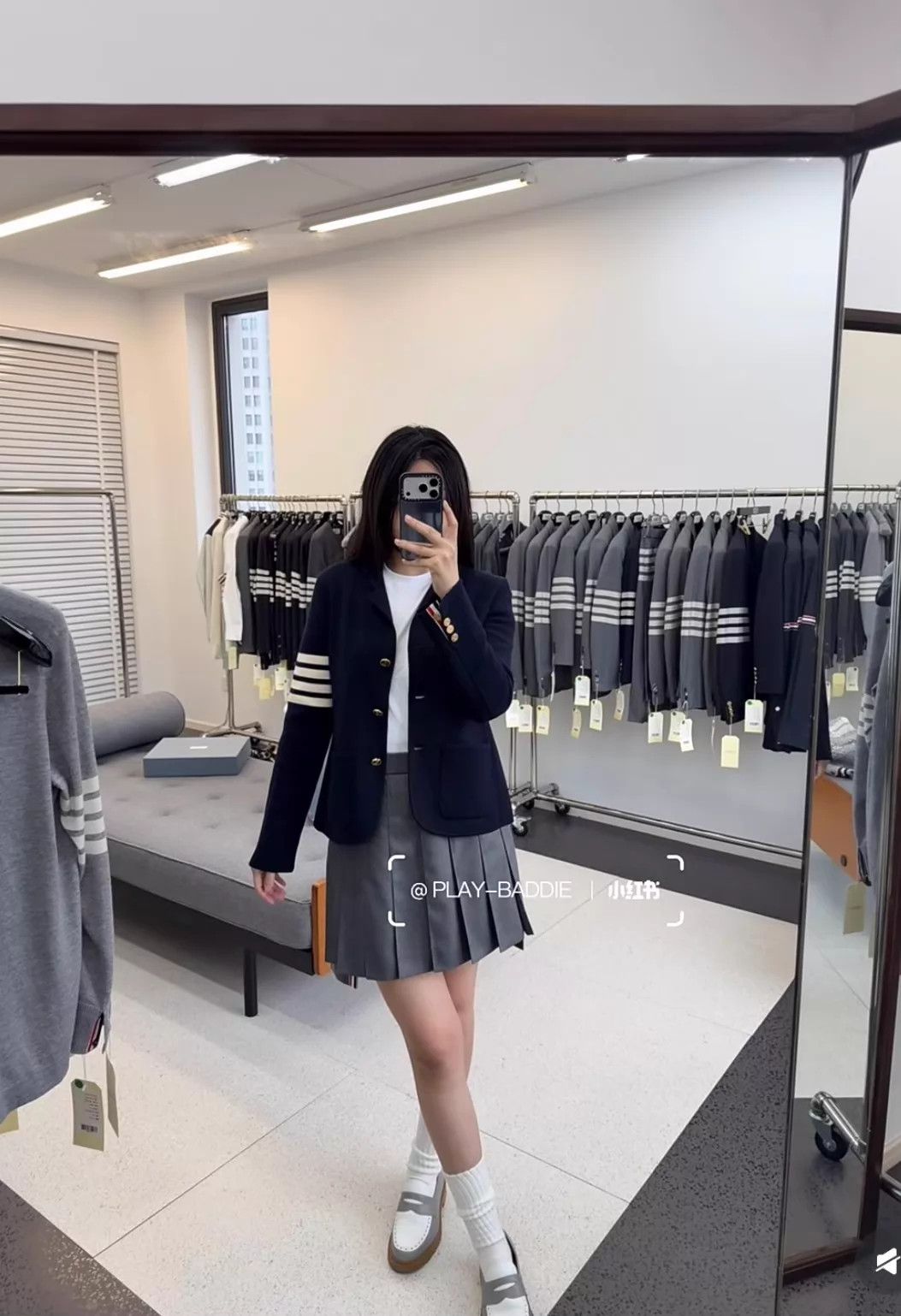 Thom Browne THOM BROWNE Navy Preppy Wool Blazer Vtg Size 36 Size XS / US 0-2 / IT 36-38 - 6 Thumbnail
