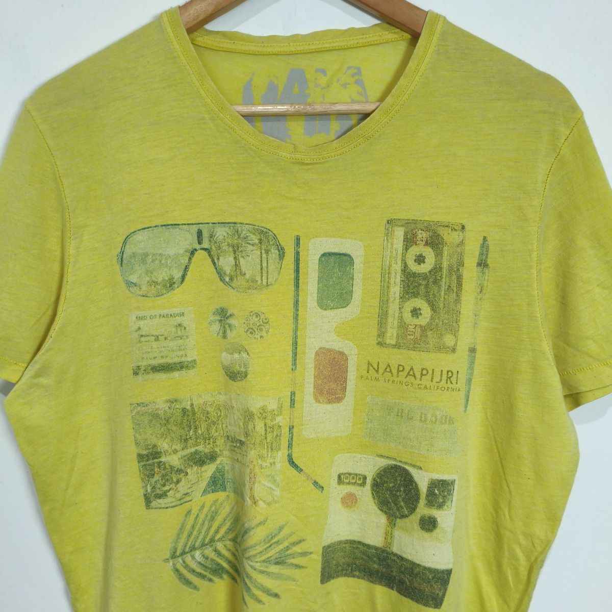 Napapijri Napapijiri Yellow Graphic Tee Size US M / EU 48-50 / 2 - 2 Thumbnail